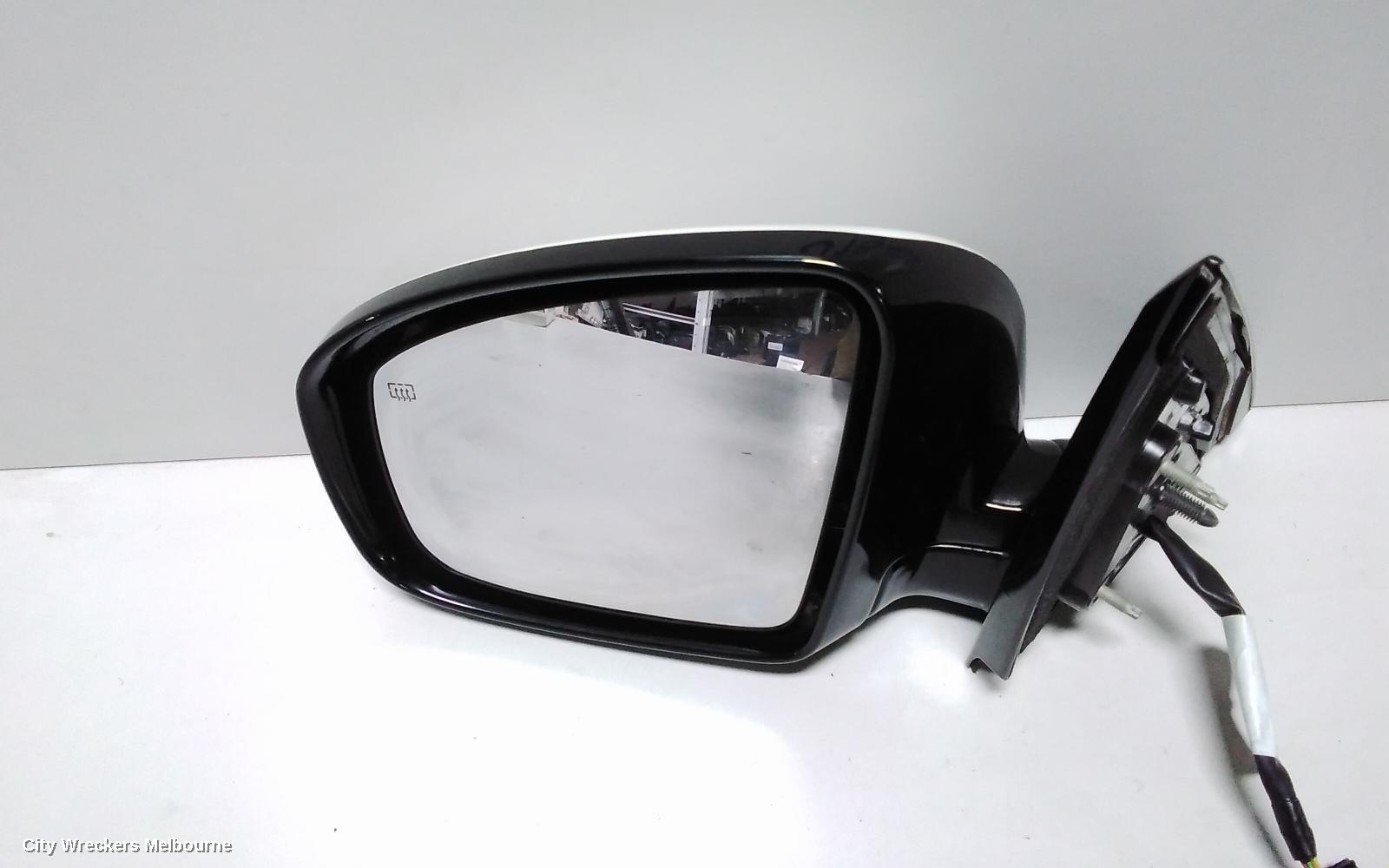 NISSAN PATHFINDER LEFT DOOR MIRROR, R52, ST-L, HEATED, NON MEMORY TYPE, 10/2013 - 11/2016 - Image 2
