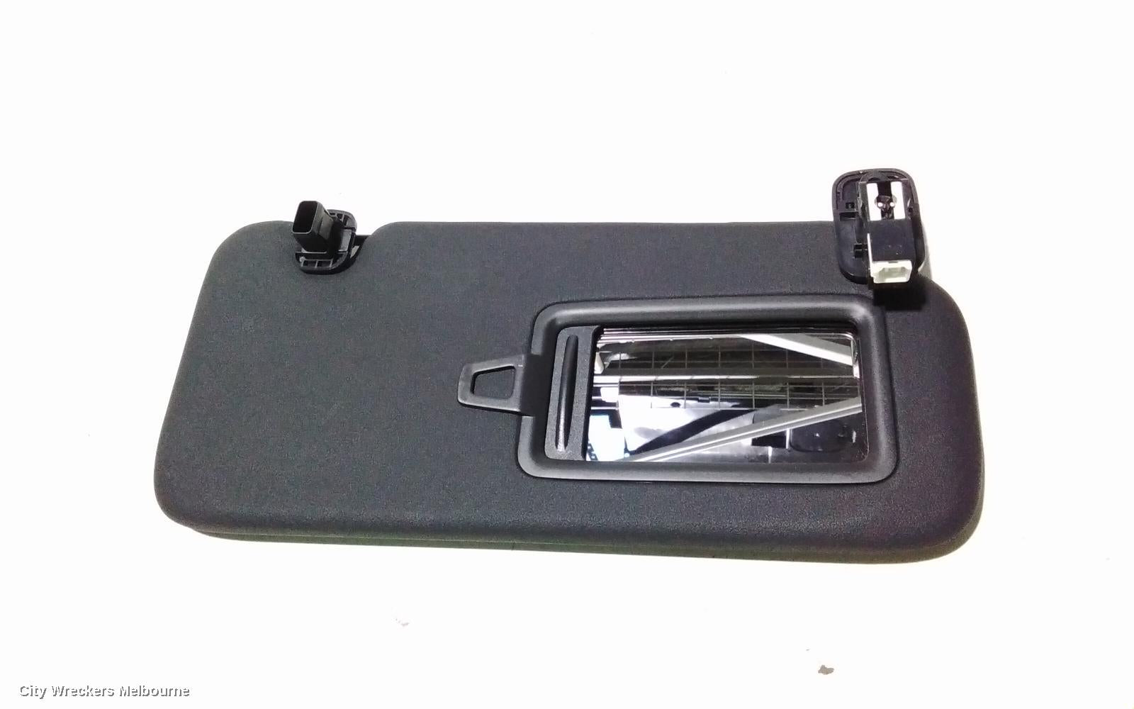 MAZDA MX30 SUNVISOR, DR, 11/2020 - 12/2025 - Image 3