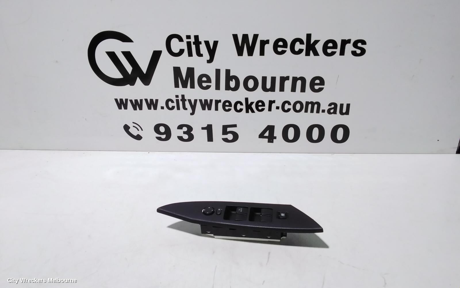 MAZDA 3 PWR DR WIND SWITCH, RH FRONT (MASTER SWITCH), NON FOLDING TYPE, BL, 04/2009 - 10/2013 - Image 1