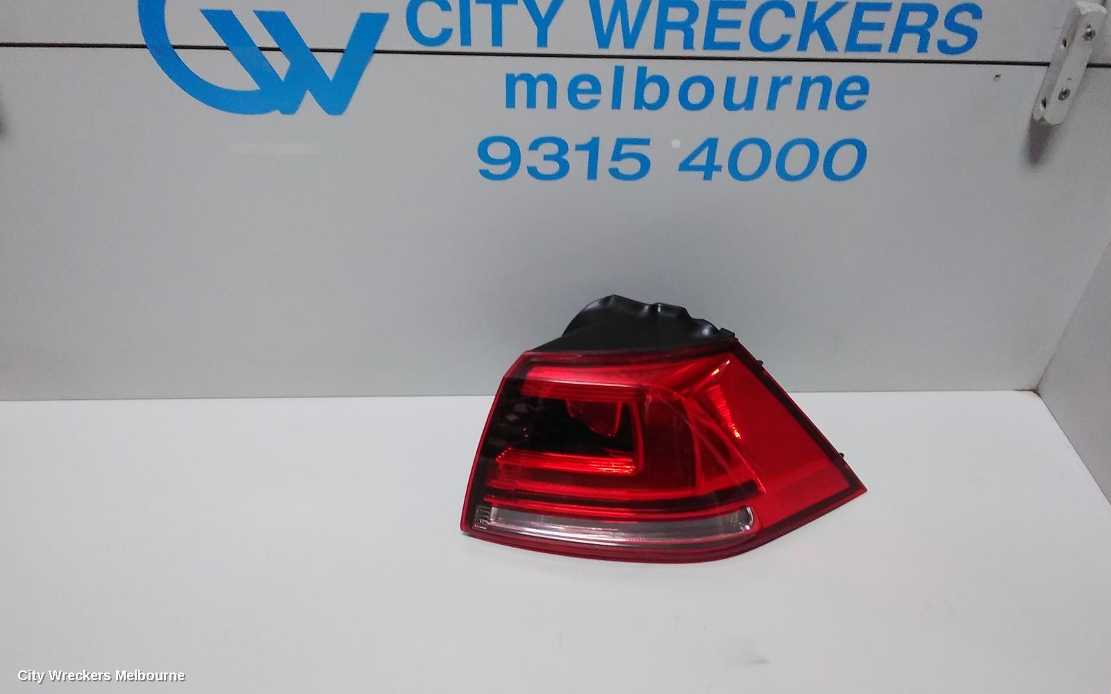 VOLKSWAGEN GOLF RIGHT TAILLIGHT, GEN 7, HATCH, STANDARD, NON LED TYPE, 03/2013 - 03/2017 - Image 1