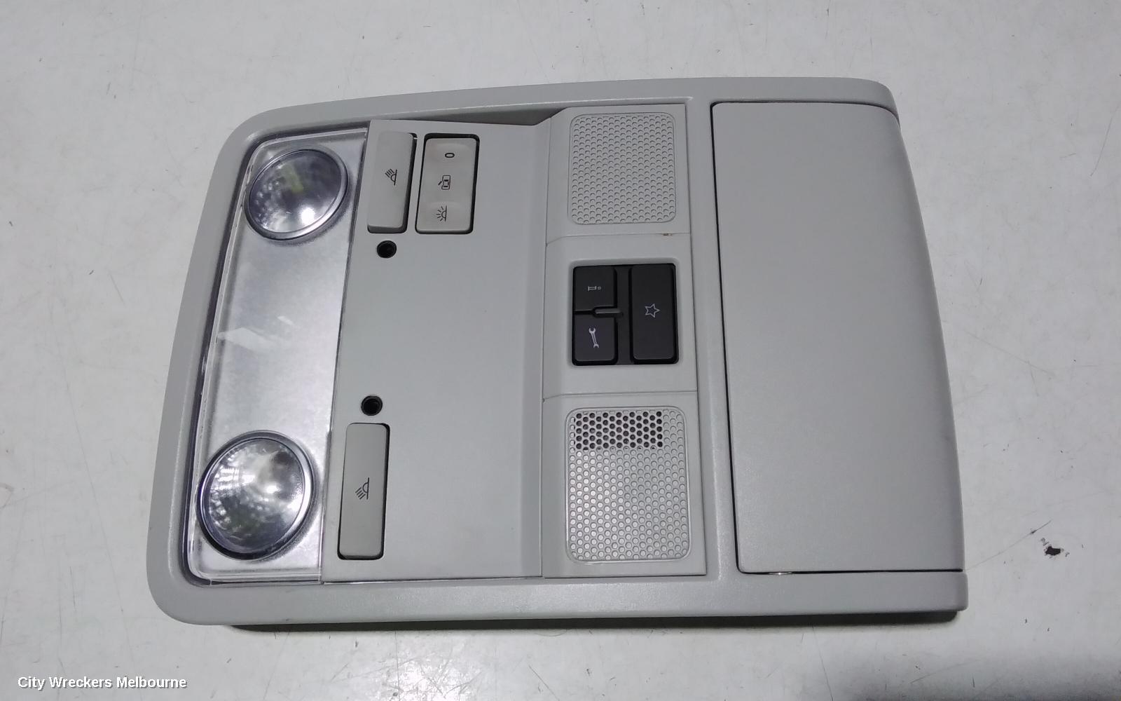 VOLKSWAGEN JETTA COURTESY LIGHT, FRONT (CENTRE), NON SUNROOF CONTROLS TYPE, 1B, 02/2011 - 10/2014 - Image 2