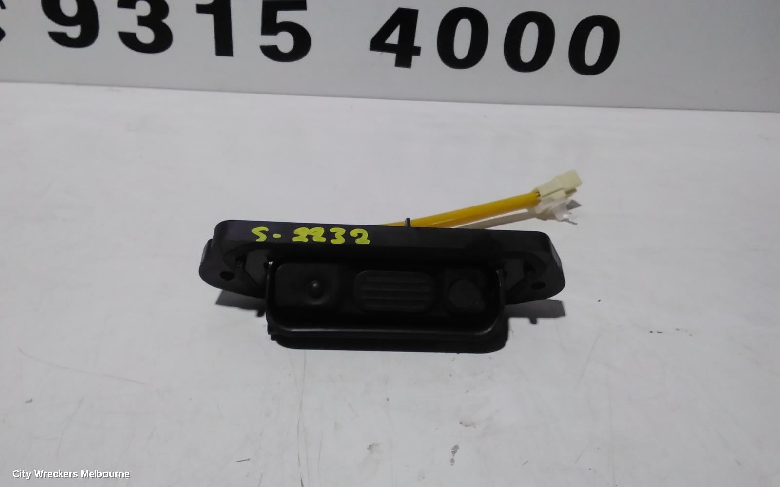 MITSUBISHI OUTLANDER TAILGATE HANDLE, ZJ, 10/2012 - 03/2015 - Image 2