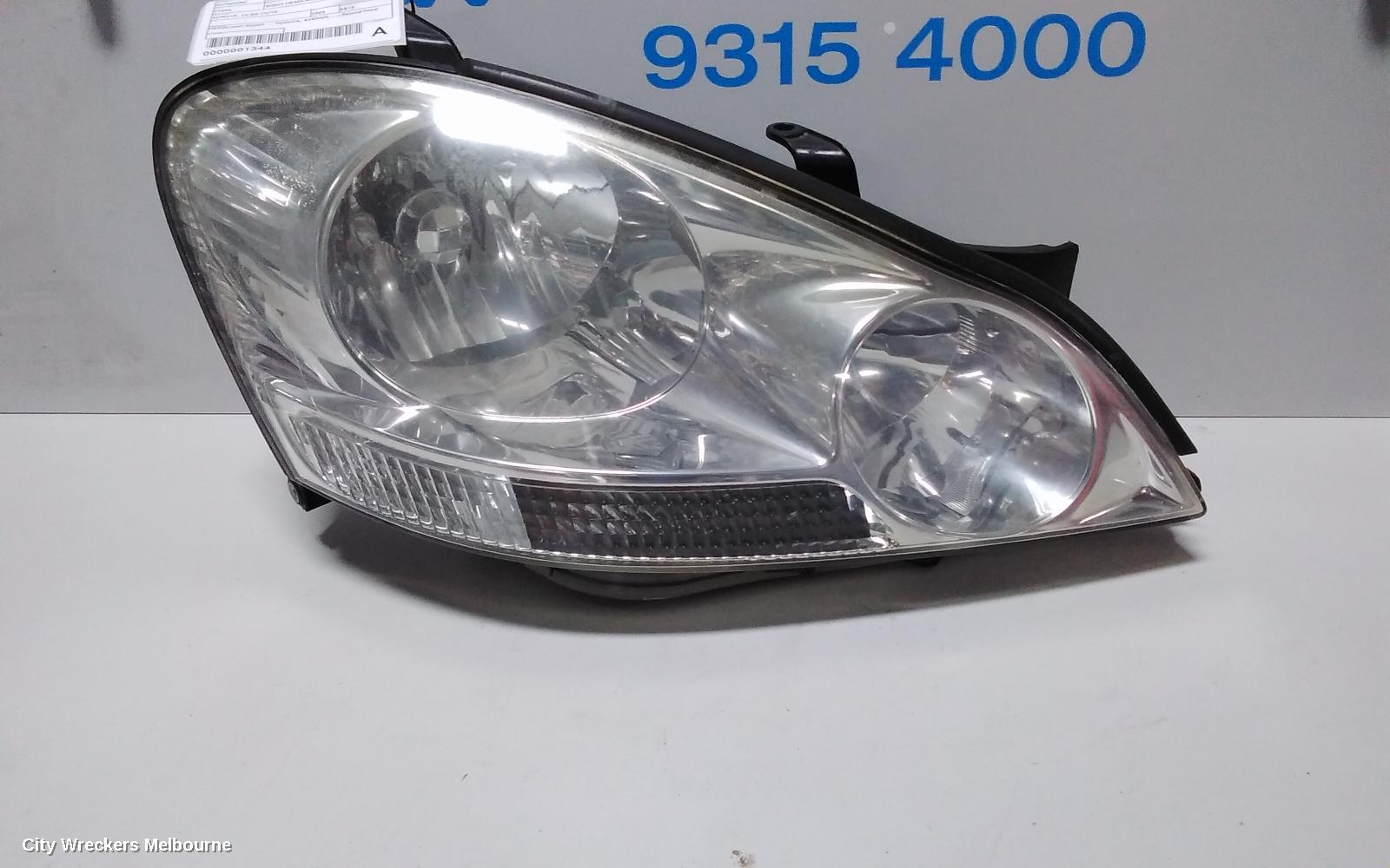 TOYOTA AVENSIS RIGHT HEADLAMP, ACM20R, 12/2001 - 11/2003 - Image 2