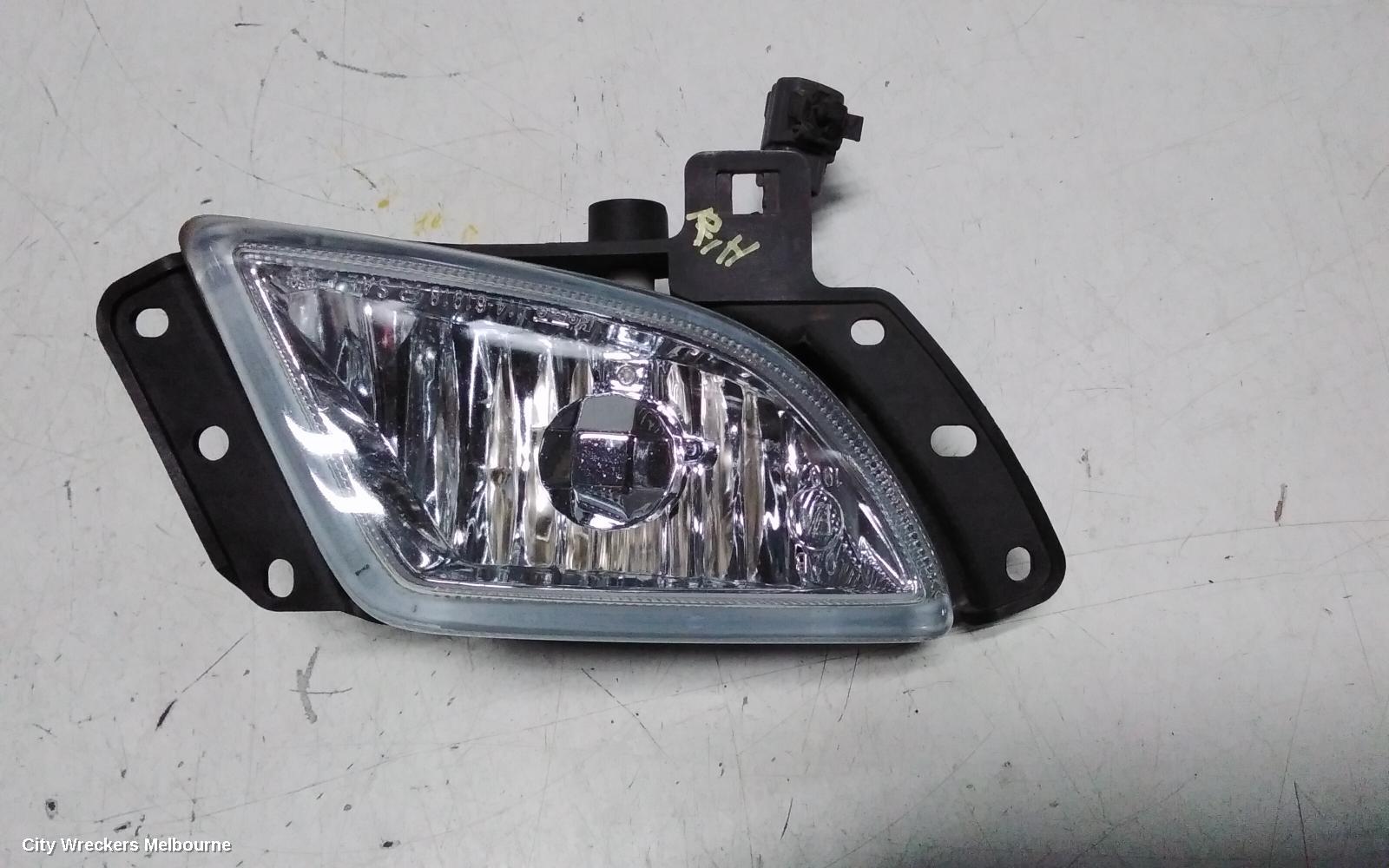 MAZDA 626 RIGHT INDICATOR/FOG/SIDE, BUMPER FOGLAMP, GF, SEDAN/HATCH, 08/1997 - 08/2002 - Image 2