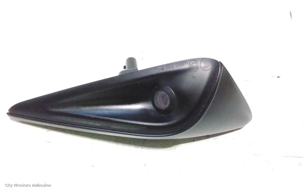 TESLA MODEL Y REVERSE CAMERA, 1ST GEN, SIDE CAMERA (LH GUARD), 03/2022 - 02/2025 - Image 1
