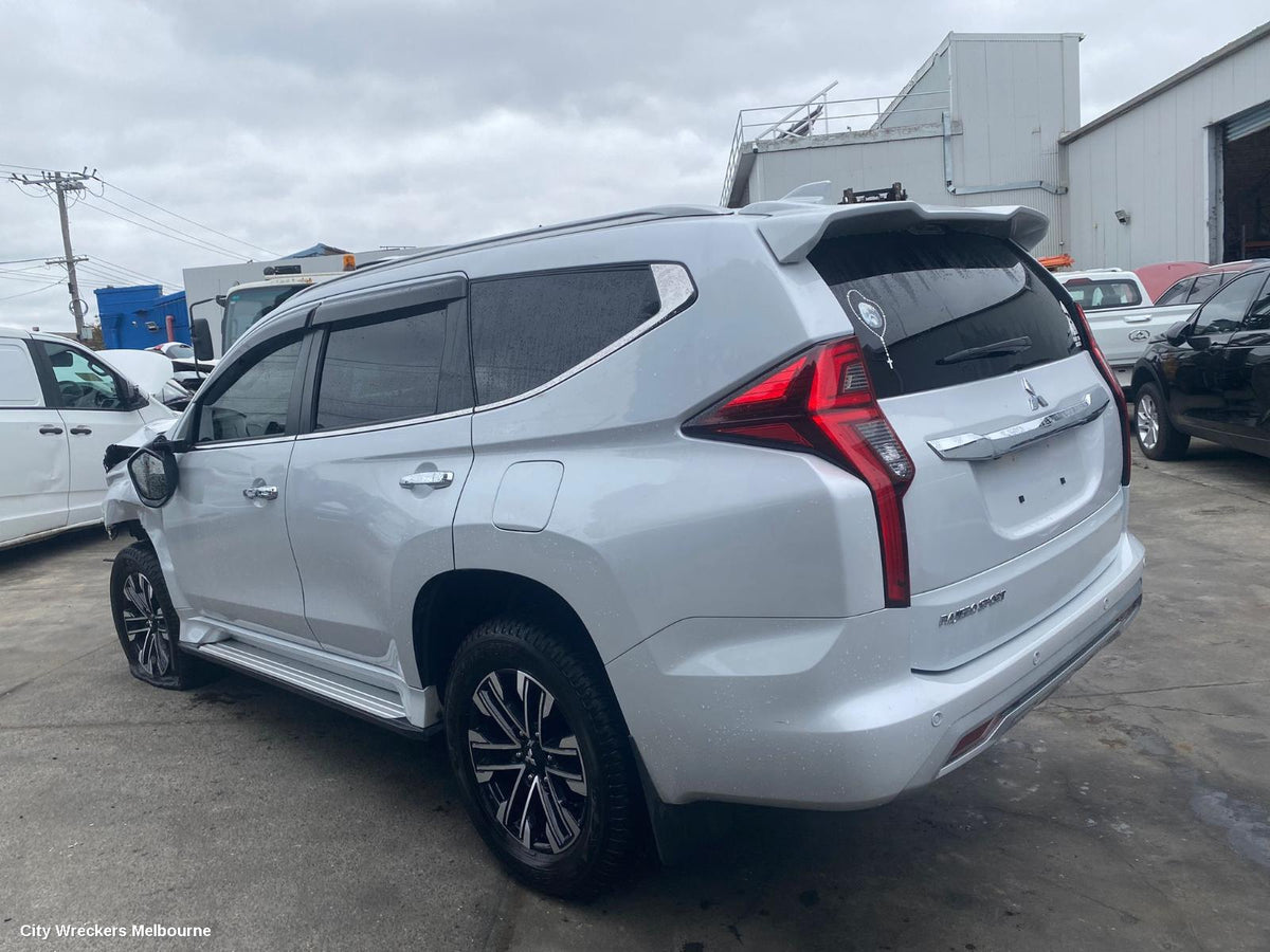 MITSUBISHI PAJERO COMPLETE INTERIOR, PAJERO SPORT, QF, LEATHER, 11/2019 ONWARDS - Image 2