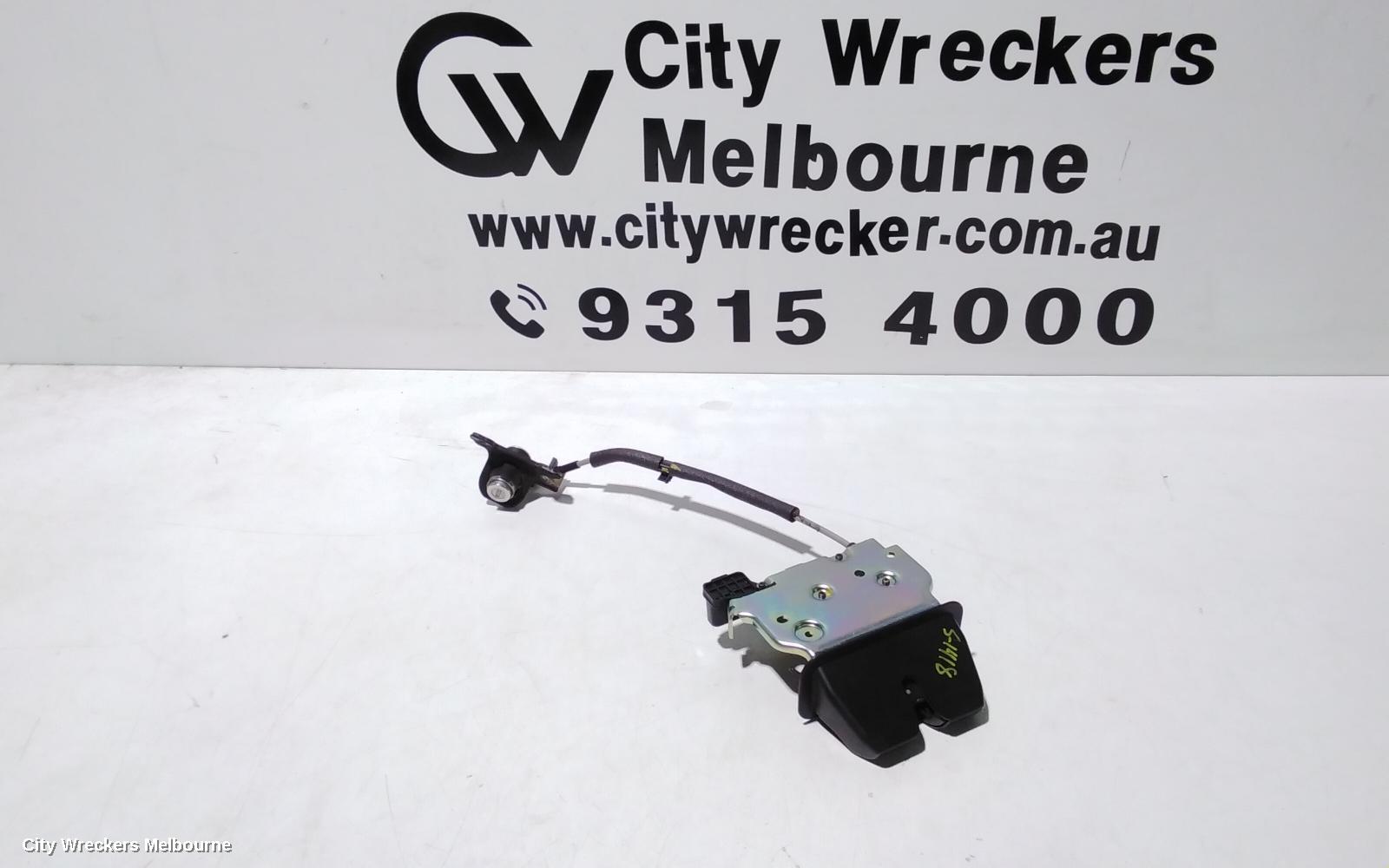 HYUNDAI GENESIS DOOR/BOOT/GATE LOCK, BOOTLID LOCK, NON POWER OPERATED BOOTLID TYPE, DH, 11/2014 - 01/2018 - Image 1