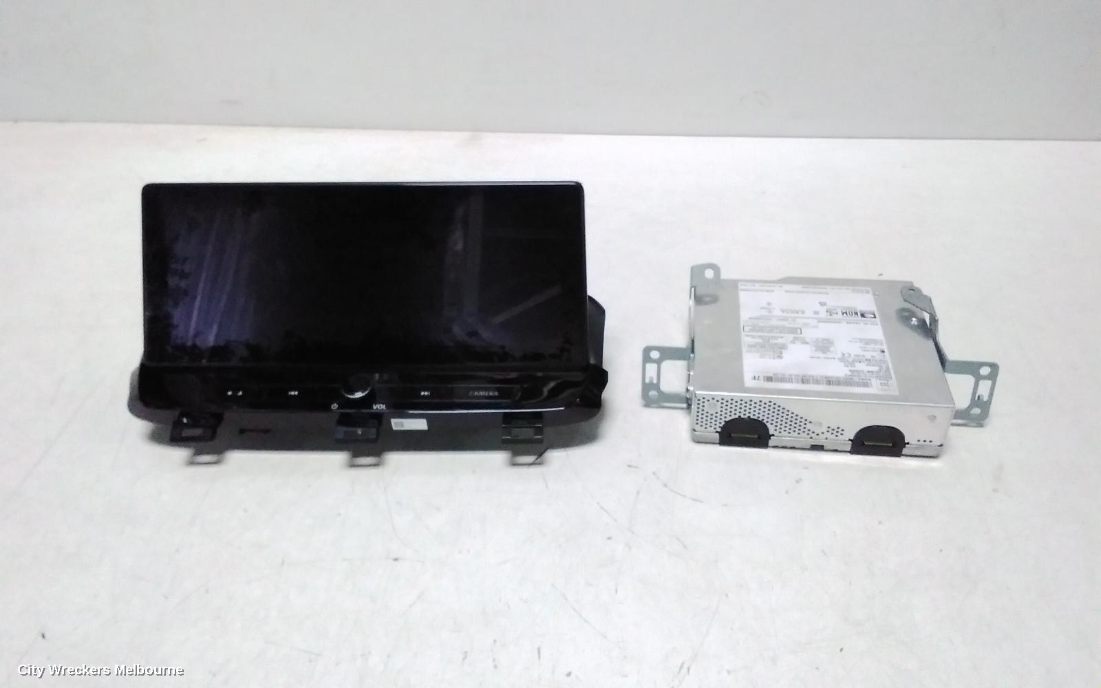 NISSAN XTRAIL RADIO/CD/DVD/SAT/TV, DISPLAY UNIT, 12.3IN TOUCHSCREEN, W/ SAT NAV TYPE, T33, 08/2022 ONWARDS - Image 1