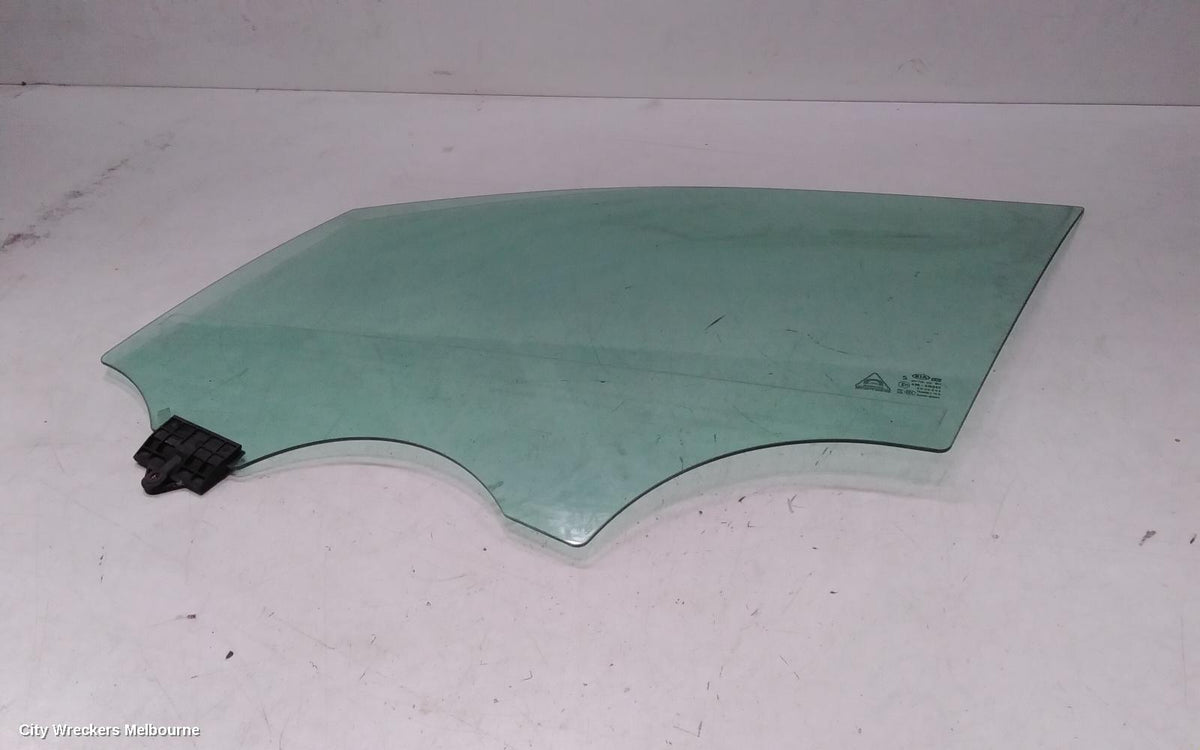 KIA SORENTO LEFT FRONT DOOR WINDOW, MQ4, GREEN TINT TYPE, 02/2020 ONWARDS - Image 2