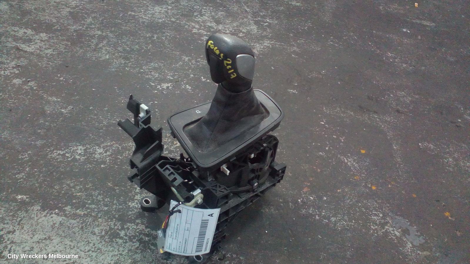 FORD FOCUS GEAR STICK/SHIFTER, AUTO SHIFTER, LZ, 07/2015 - 11/2018 - Image 3