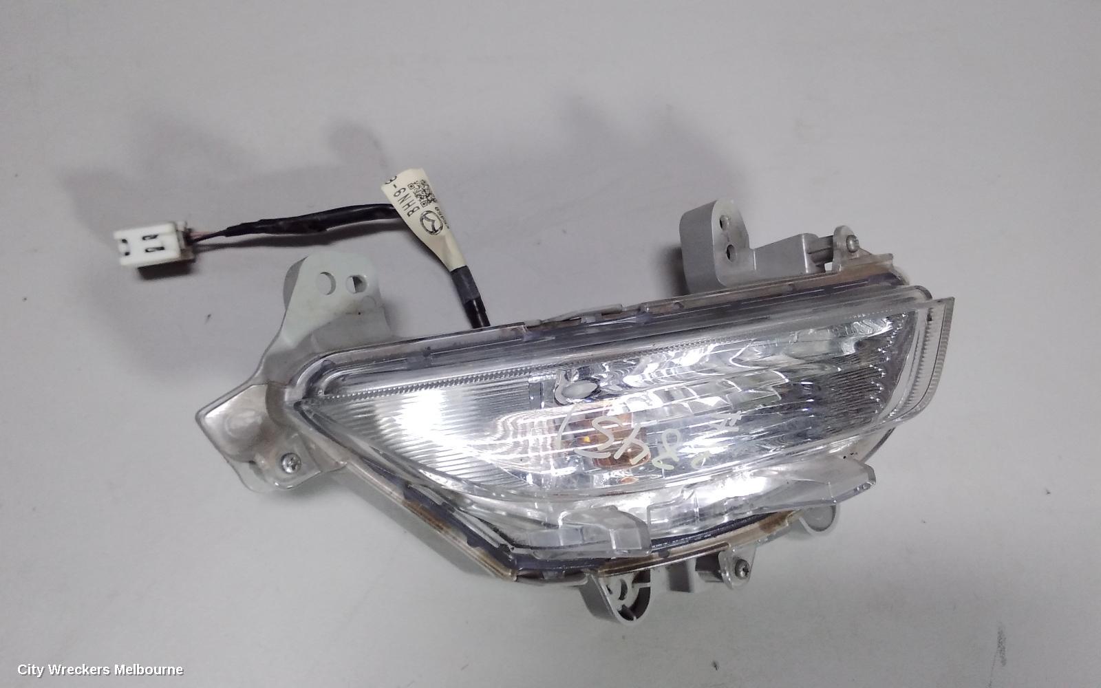 MAZDA 3 LEFT INDICATOR/FOG/SIDE, BUMPER FLASHER, BM, 11/2013 - 05/2016 - Image 1