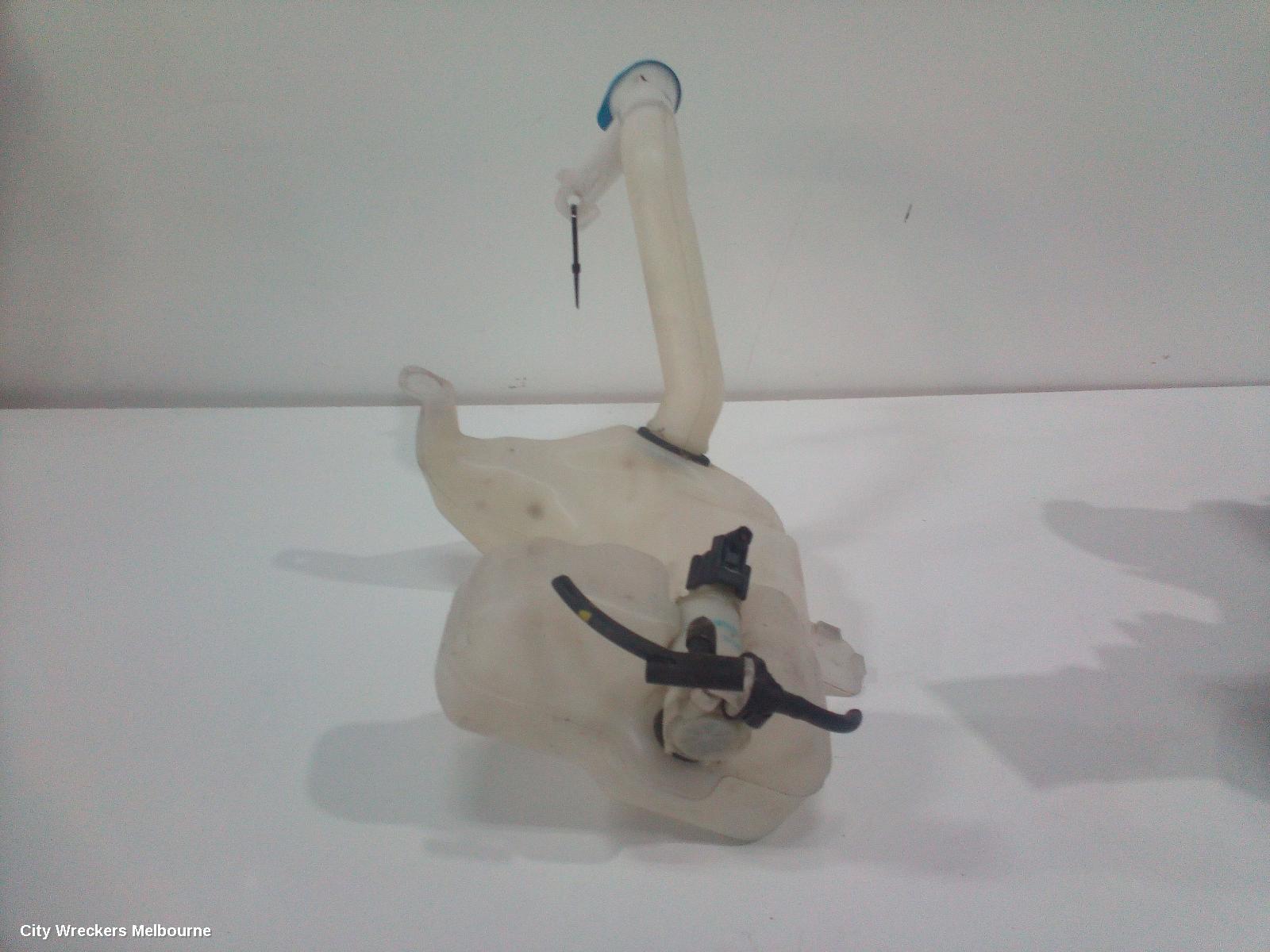 HONDA JAZZ WASHER BOTTLE, GE/GP, 08/2008 - 06/2014 - Image 3