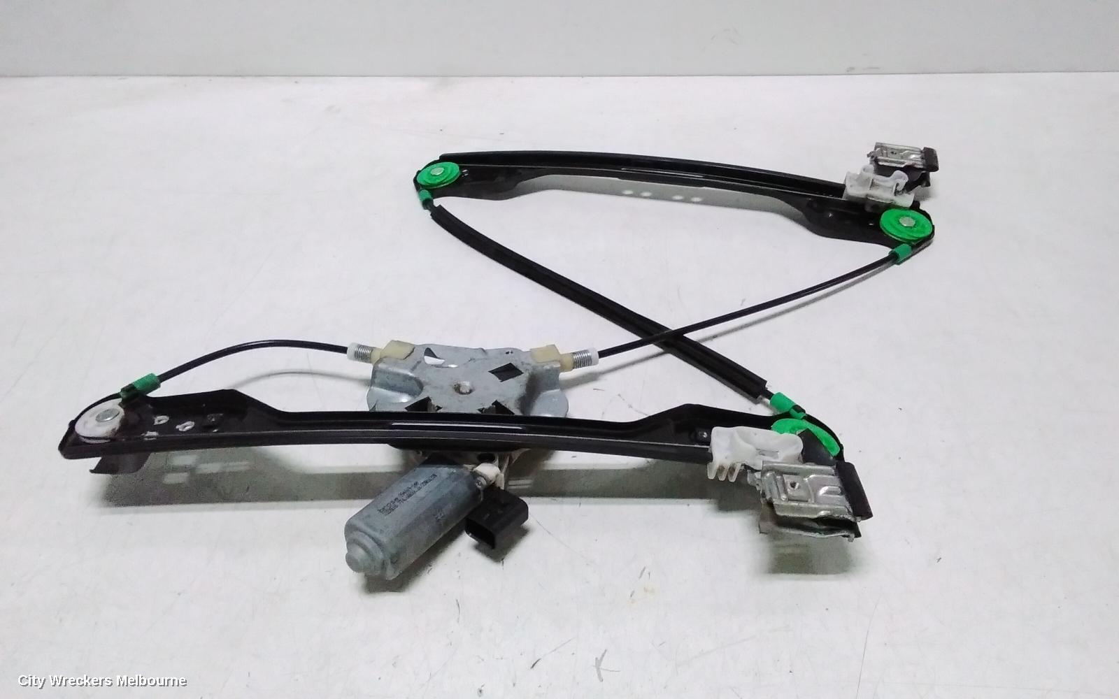 CHRYSLER 300C RIGHT FRONT WINDOW REG/MOTOR, POWER, 01/2005 - 12/2011 - Image 3