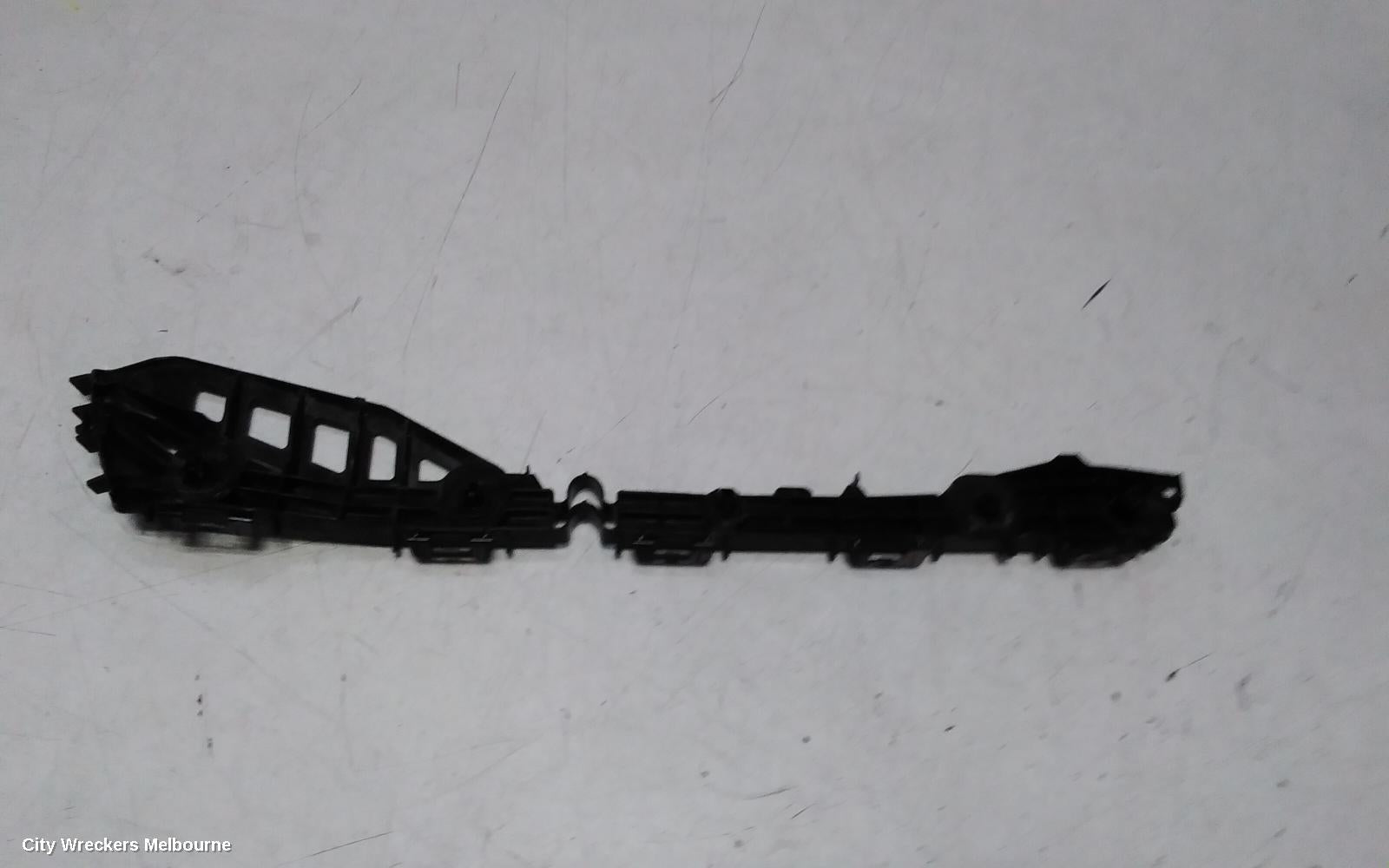 TOYOTA PRIUS, ZVW50R, 02/2016 - 11/2022, RHR BAR BRAKET: 140678 - Image 3