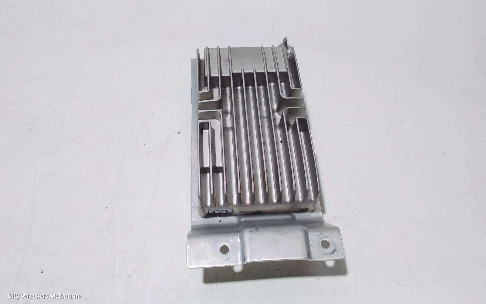 LAND ROVER DISCOVERY SPORT RADIO/CD/DVD/SAT/TV, AMPLIFIER, 380 WATT, L550, 01/2015 - 06/2019 - Image 3