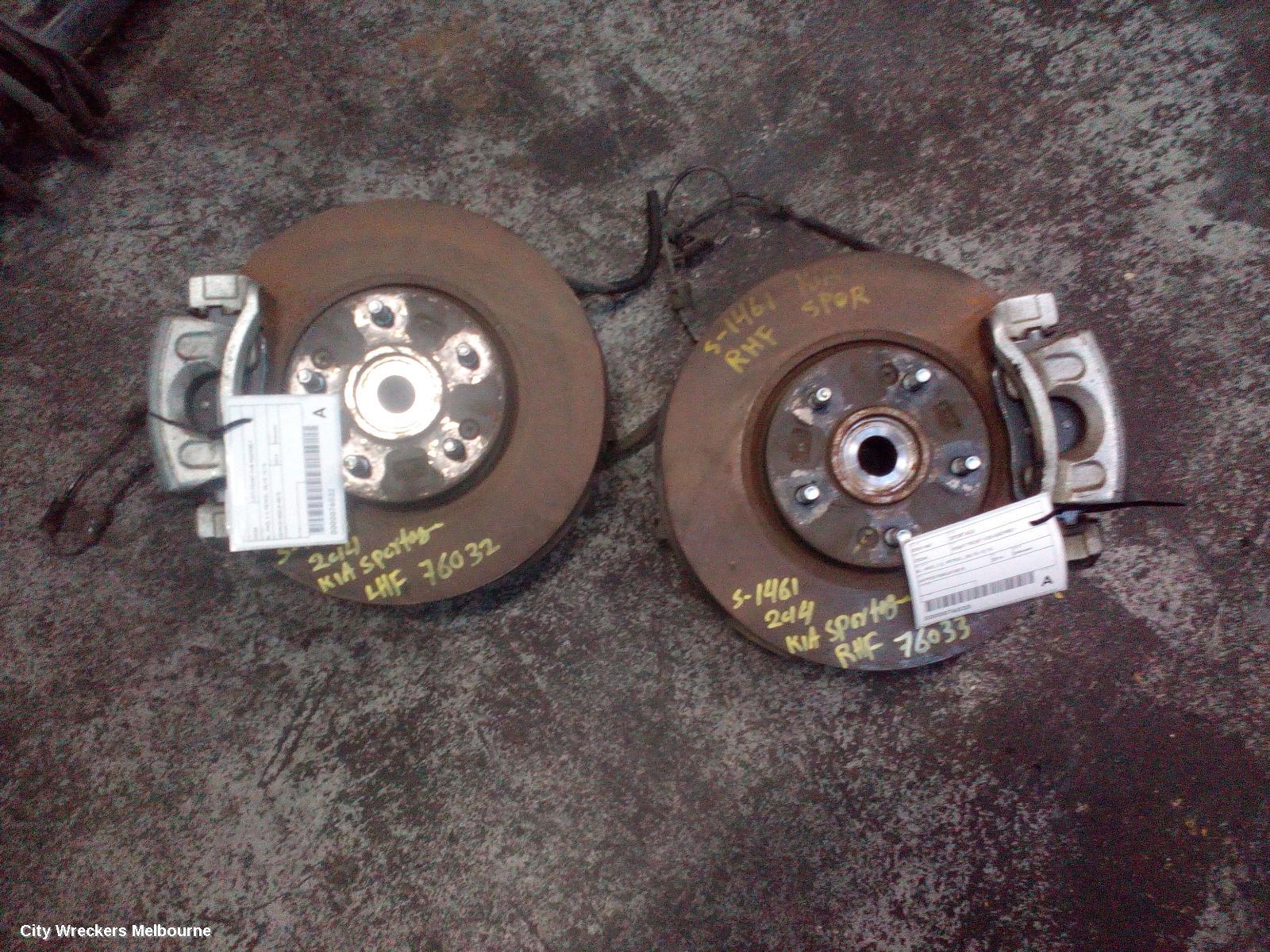 KIA SPORTAGE LEFT FRONT HUB ASSEMBLY, SL, 4WD, PETROL, 05/2010 - 10/2015 - Image 2