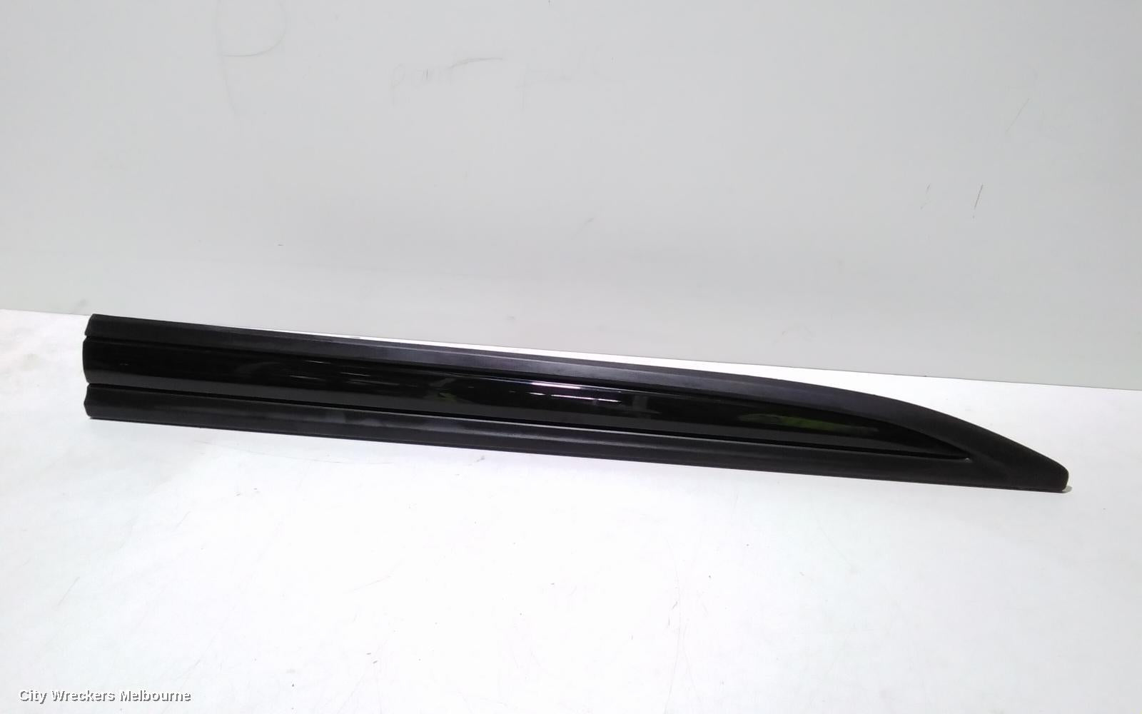 MITSUBISHI OUTLANDER DOOR MOULD, RHF DOOR MOULD: 97649, ZK, 04/2015 - 07/2021 - Image 2