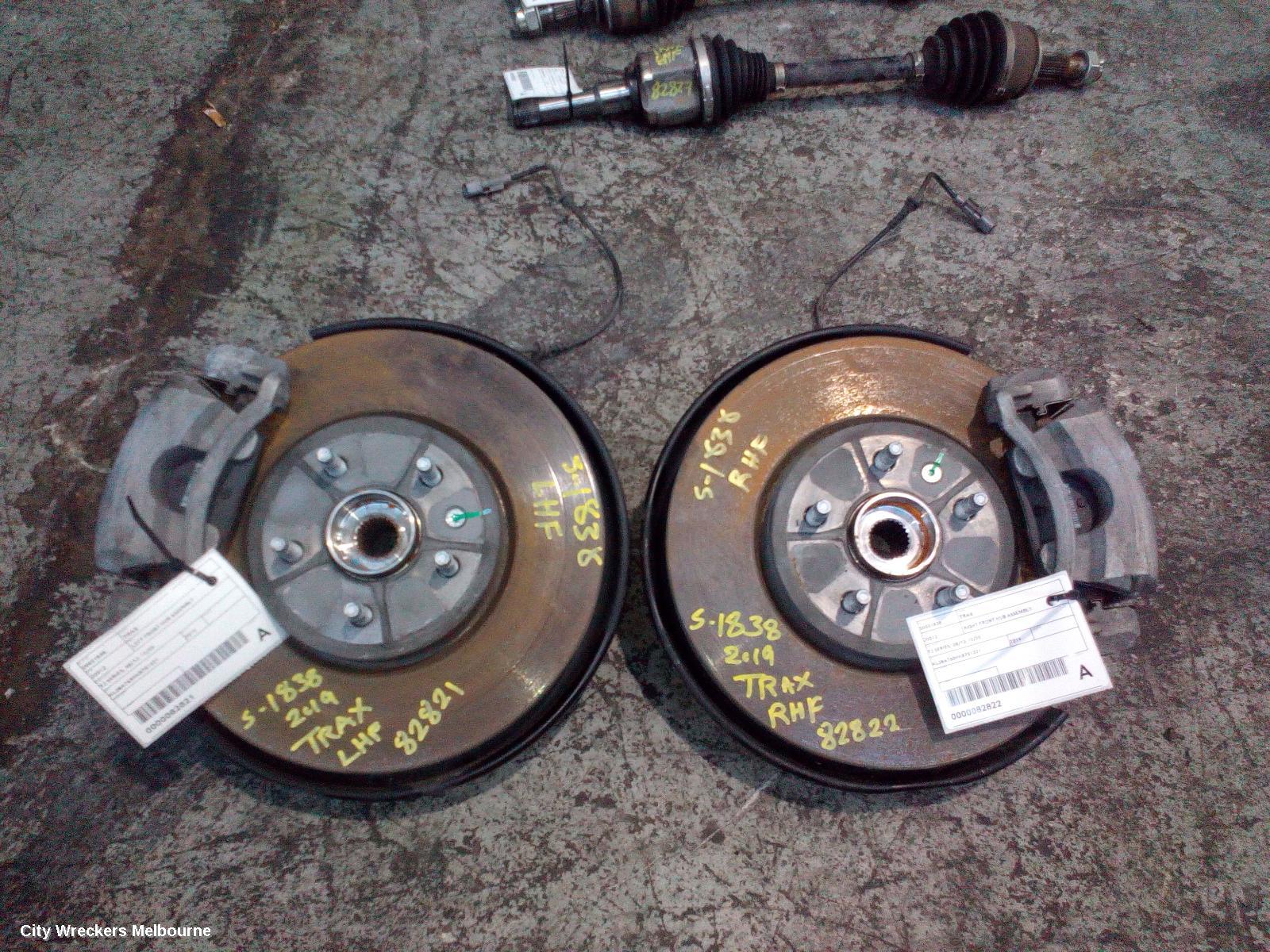 HOLDEN TRAX RIGHT FRONT HUB ASSEMBLY, TJ SERIES, 08/2013 - 12/2020 - Image 2