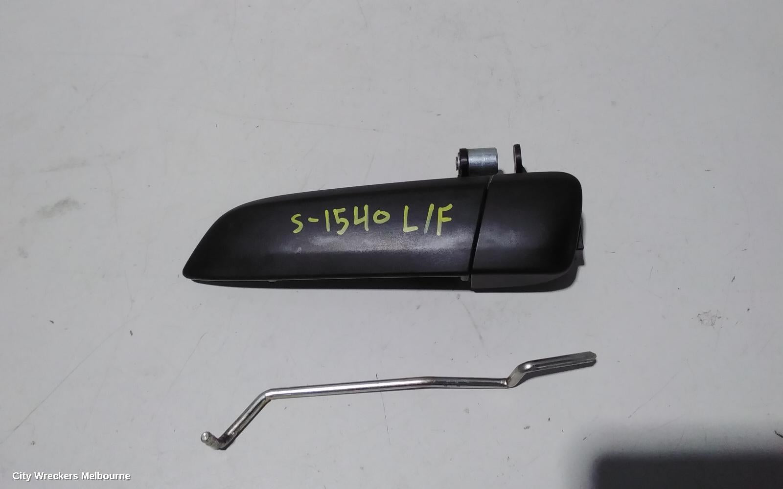 TOYOTA HIACE DOOR HANDLE, OUTER, LH FRONT, TRH/KDH, 03/2005 - 04/2019 - Image 1
