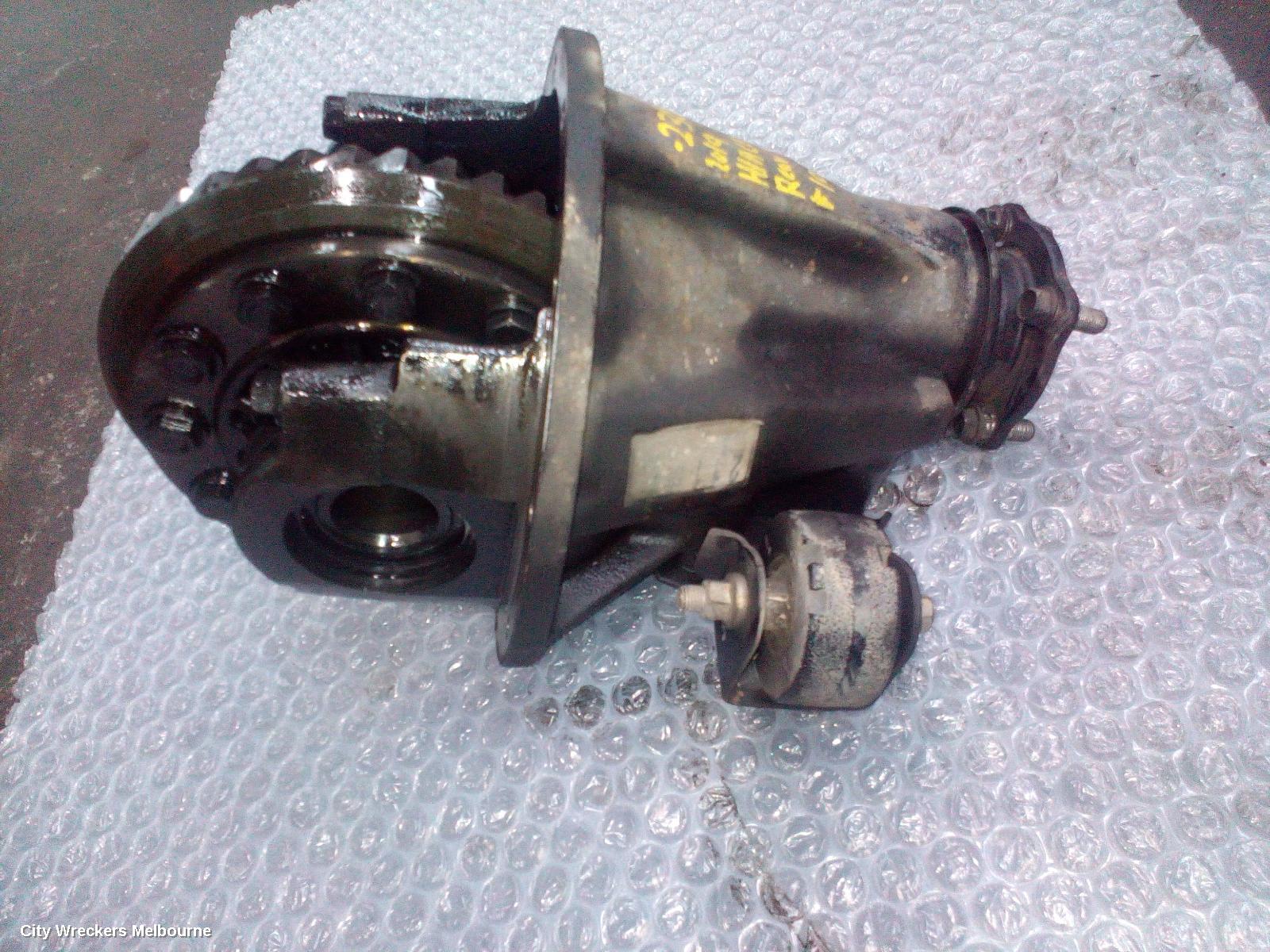 TOYOTA HIACE DIFFERENTIAL CENTRE, REAR, DIESEL, 300 SERIES, 3.727 RATIO, 02/2019 ONWARDS - Image 3