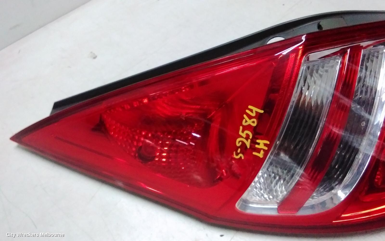 HYUNDAI I30 LEFT TAILLIGHT, FD, HATCH, 09/2007 - 04/2012 - Image 3