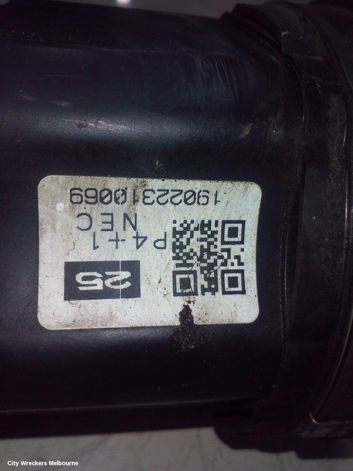 TOYOTA CAMRY LEFT DRIVESHAFT, XV70, FRONT, AUTO T/M, PETROL, 2.5, 2AR-FE, 09/2017 - 01/2021 - Image 2