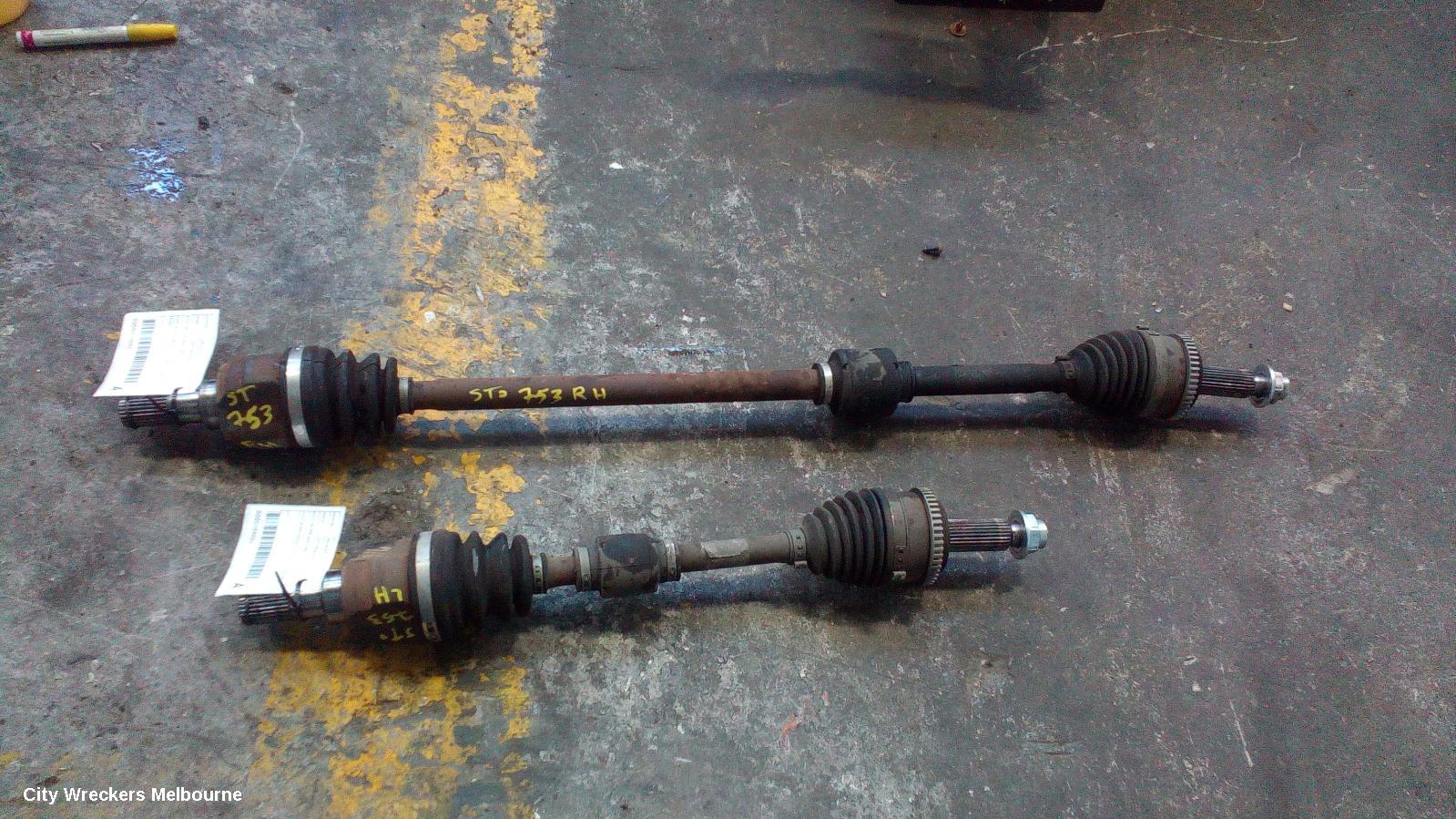 HYUNDAI VELOSTER LEFT DRIVESHAFT, AUTO T/M TYPE, NON TURBO, FS, 12/2011 - 02/2018 - Image 1