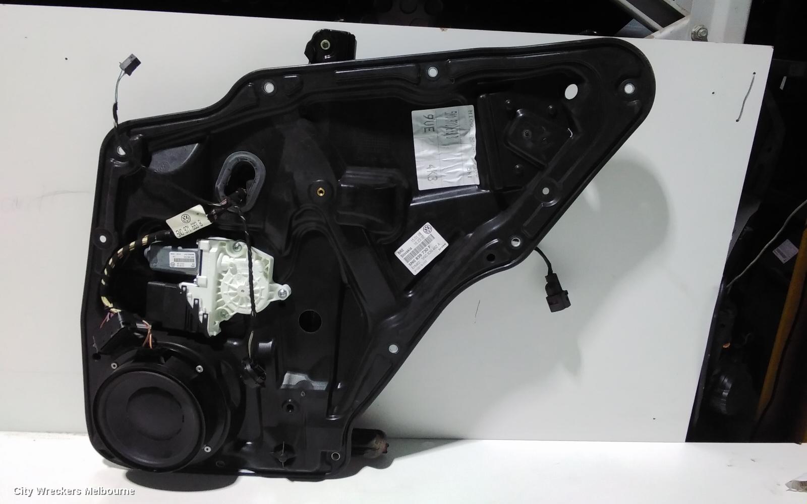VOLKSWAGEN TIGUAN RIGHT REAR WND REG/MOTOR, 5N, POWER, 05/2008 - 08/2016 - Image 1