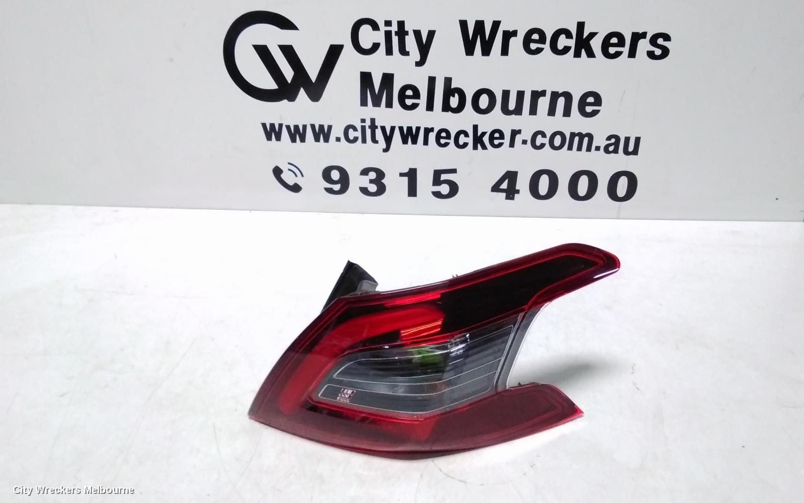 PEUGEOT 308 RIGHT TAILLIGHT, T9, HATCH, 07/2017 - 01/2021 - Image 1