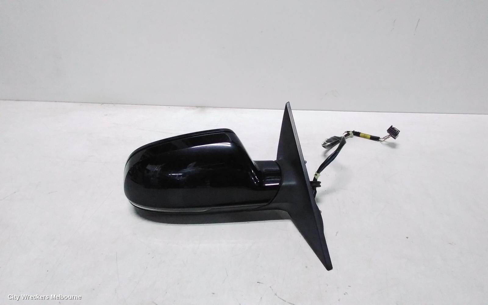 AUDI A3 RIGHT DOOR MIRROR, A3, 8P, CABRIO, NON FOLDING TYPE, 05/2010 - 04/2013 - Image 1
