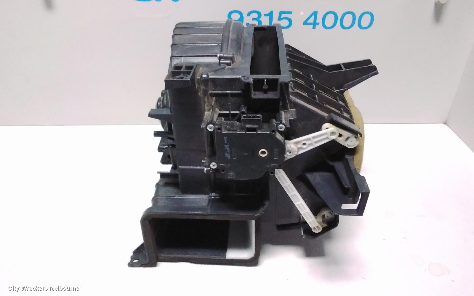 HONDA ODYSSEY HEATER FAN MOTOR, RB3, 04/2009 - 12/2013 - Image 3