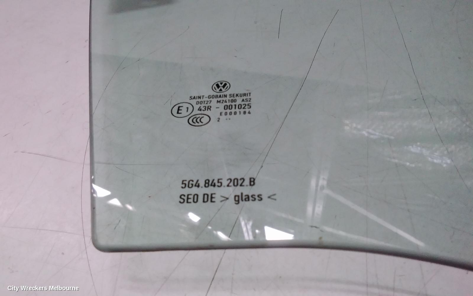 VOLKSWAGEN GOLF RIGHT FRONT DOOR WINDOW, GEN 7, 5DR HATCH/WAGON, 01/2013 - 08/2020 - Image 3