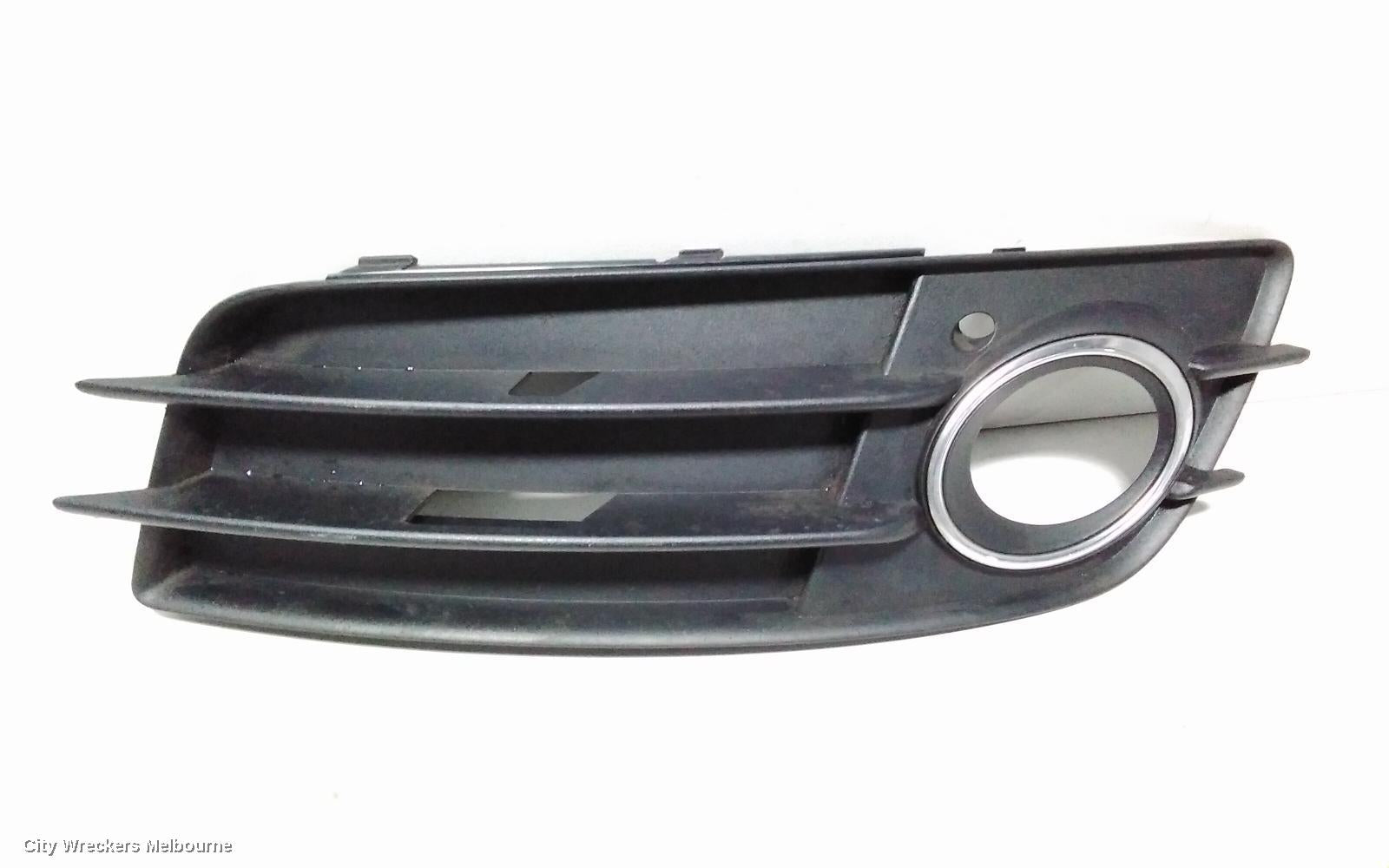 AUDI A4 RIGHT INDICATOR/FOG/SIDE, BUMPER FOGLAMP, B8 8K, 02/2008 - 06/2012 - Image 2