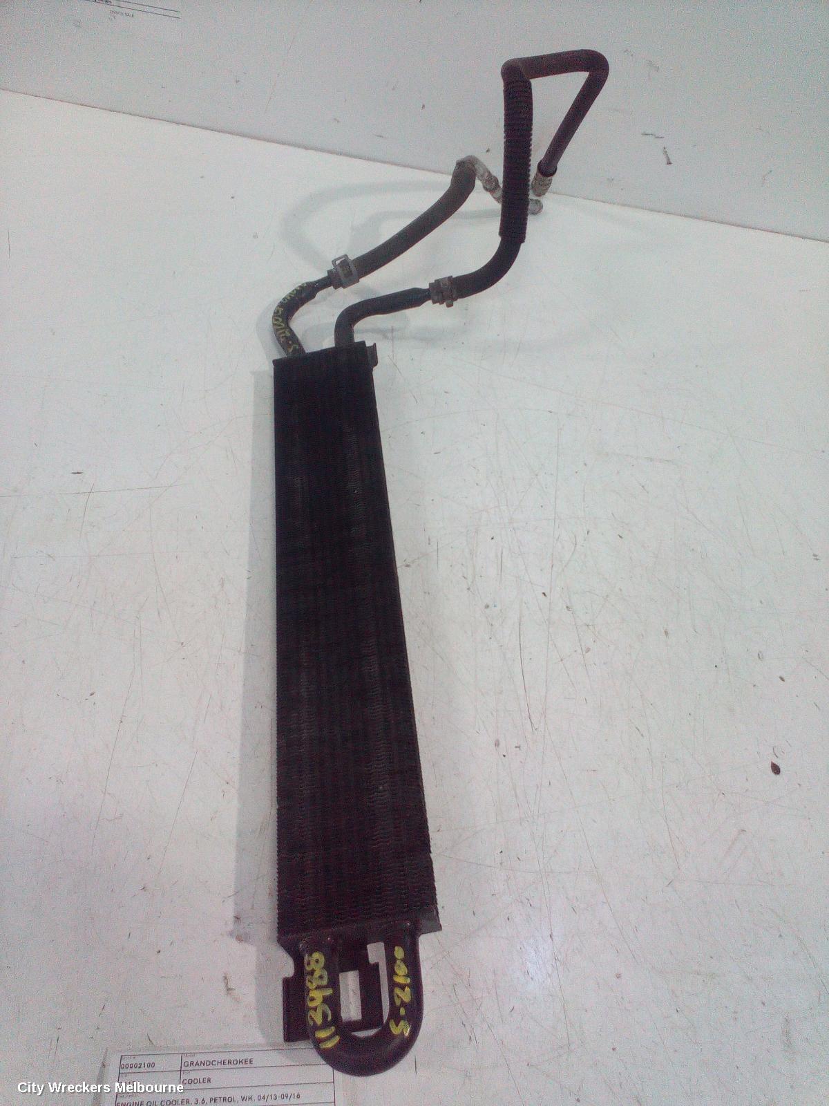 JEEP GRANDCHEROKEE COOLER, ENGINE OIL COOLER, 3.6, PETROL, WK, 04/2013 - 09/2016 - Image 2
