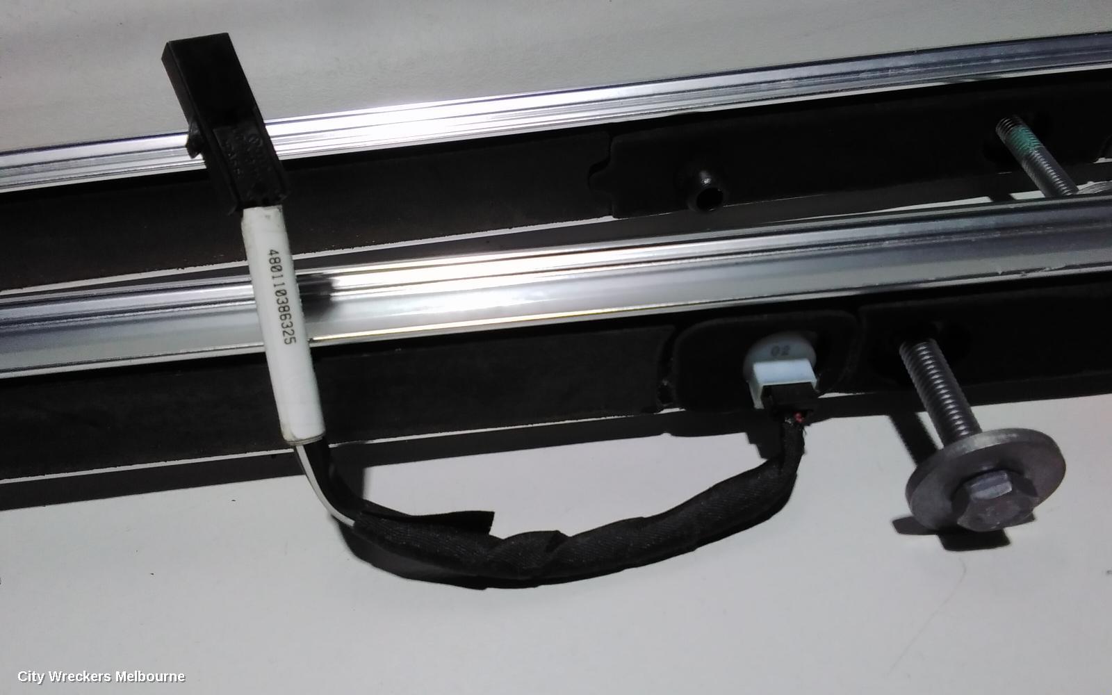 AUDI Q5 ROOF RAIL, 8R, 12/2008 - 01/2017 - Image 2