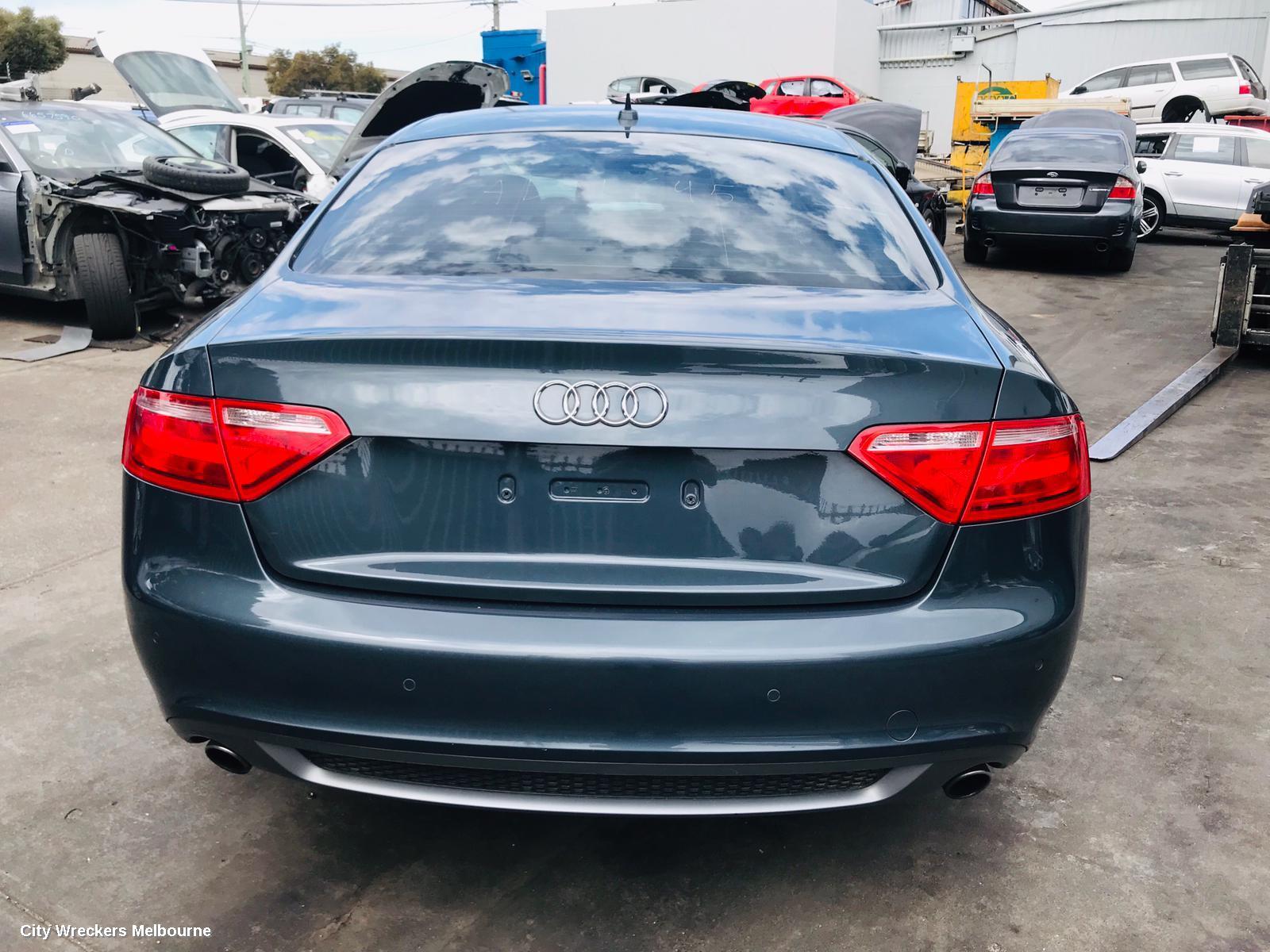AUDI A5 RIGHT FRONT DOOR, 8T, A5/S5, COUPE, 10/2007 - 11/2016 - Image 1