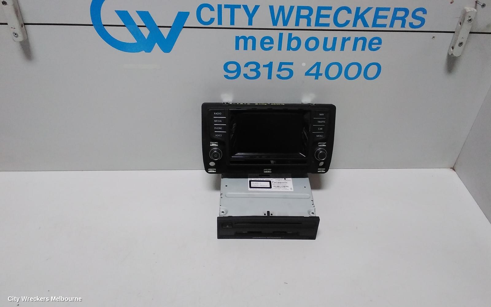 VOLKSWAGEN GOLF RADIO/CD/DVD/SAT/TV, DISPLAY SCREEN, 6.5IN, W/ SAT NAV TYPE, GEN 7, 11/2012 - 03/2017 - Image 1