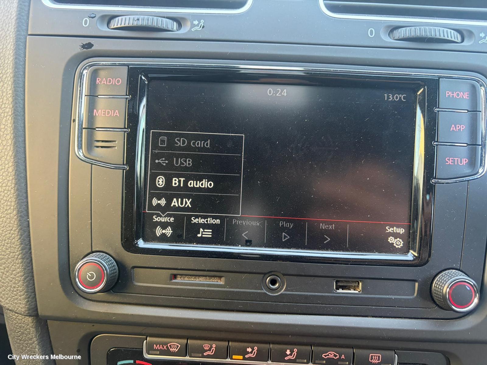 VOLKSWAGEN GOLF RADIO/CD/DVD/SAT/TV, DISPLAY & HEAD UNIT (RNS510), GEN 6, 10/2008 - 01/2016 - Image 2