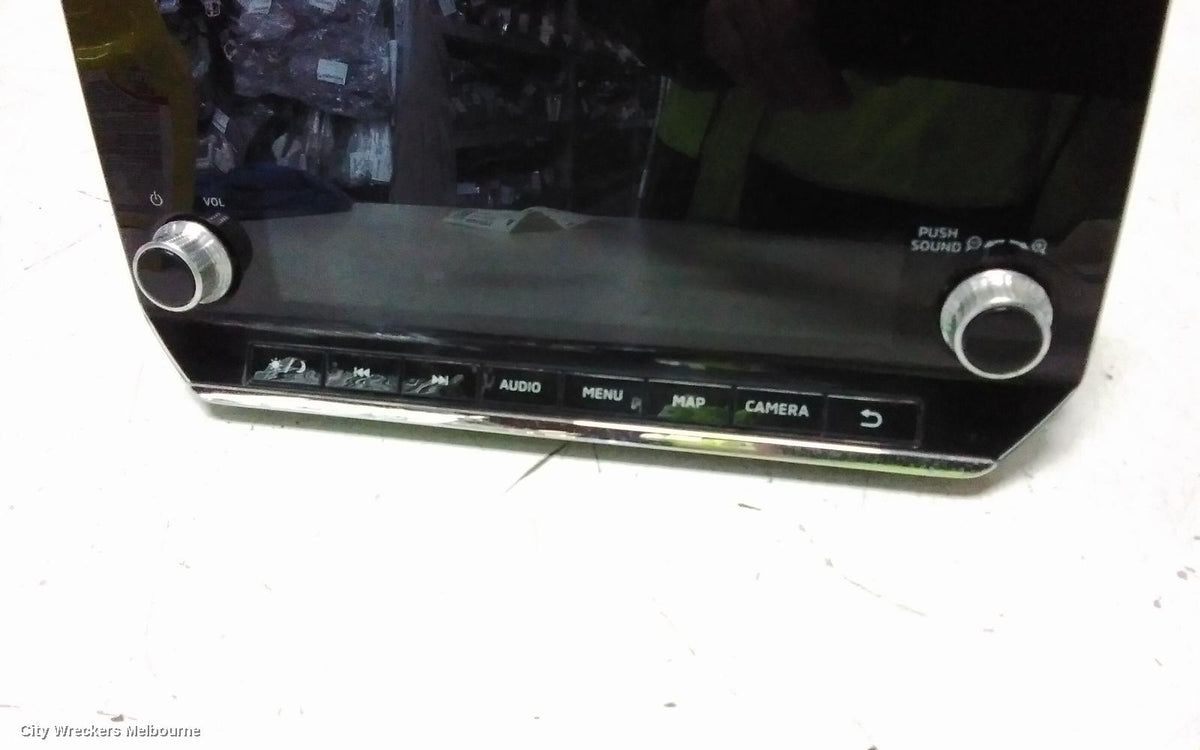 MITSUBISHI OUTLANDER RADIO/CD/DVD/SAT/TV, DISPLAY UNIT, 9IN TOUCHSCREEN, W/ SAT NAV TYPE, ZM, 08/2021 - 03/2025 - Image 3
