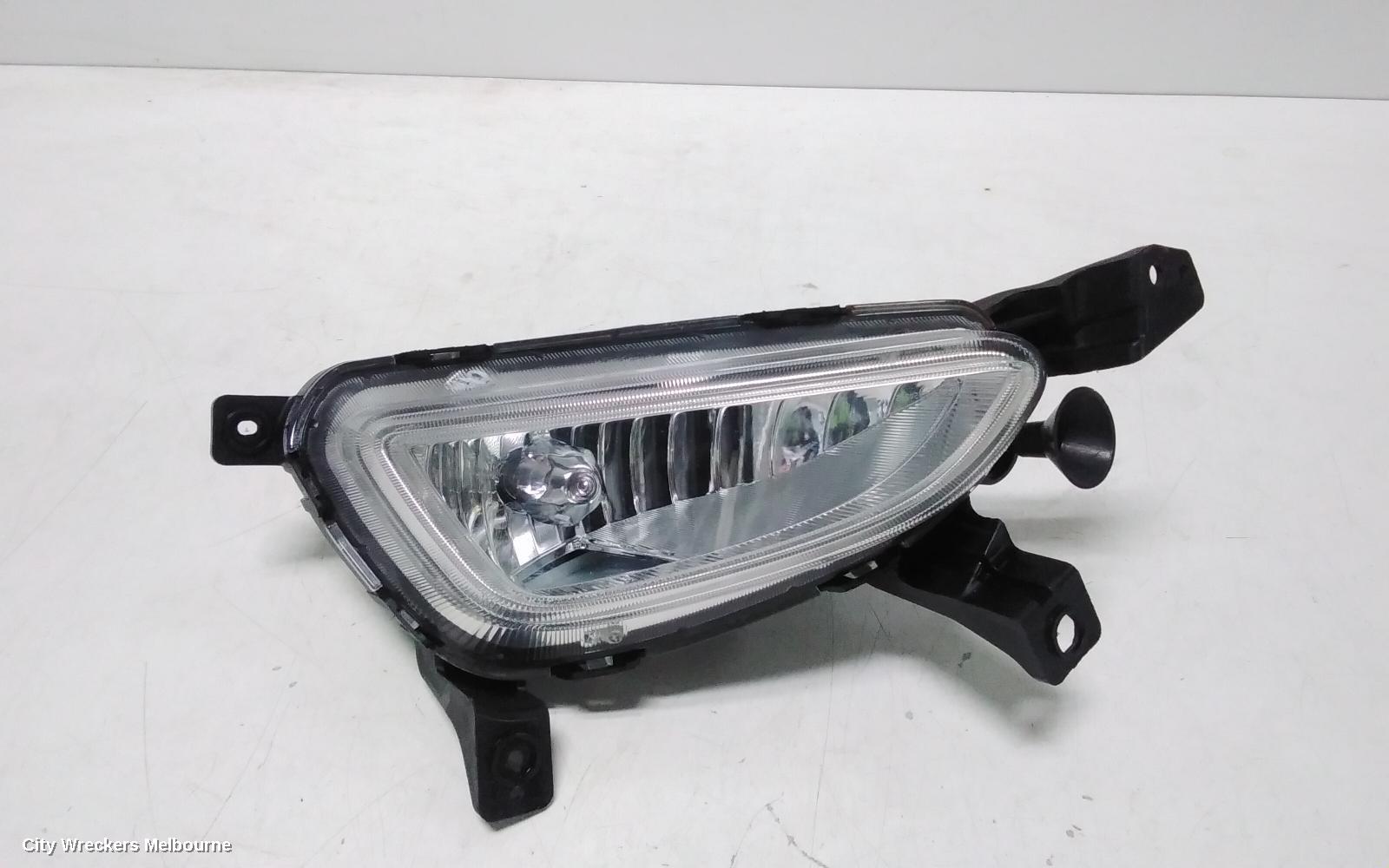 HYUNDAI TUCSON LEFT INDICATOR/FOG/SIDE, BUMPER FOGLAMP, TL, KOREAN BUILT (VIN KMHJ), 07/2015 - 06/2018 - Image 1