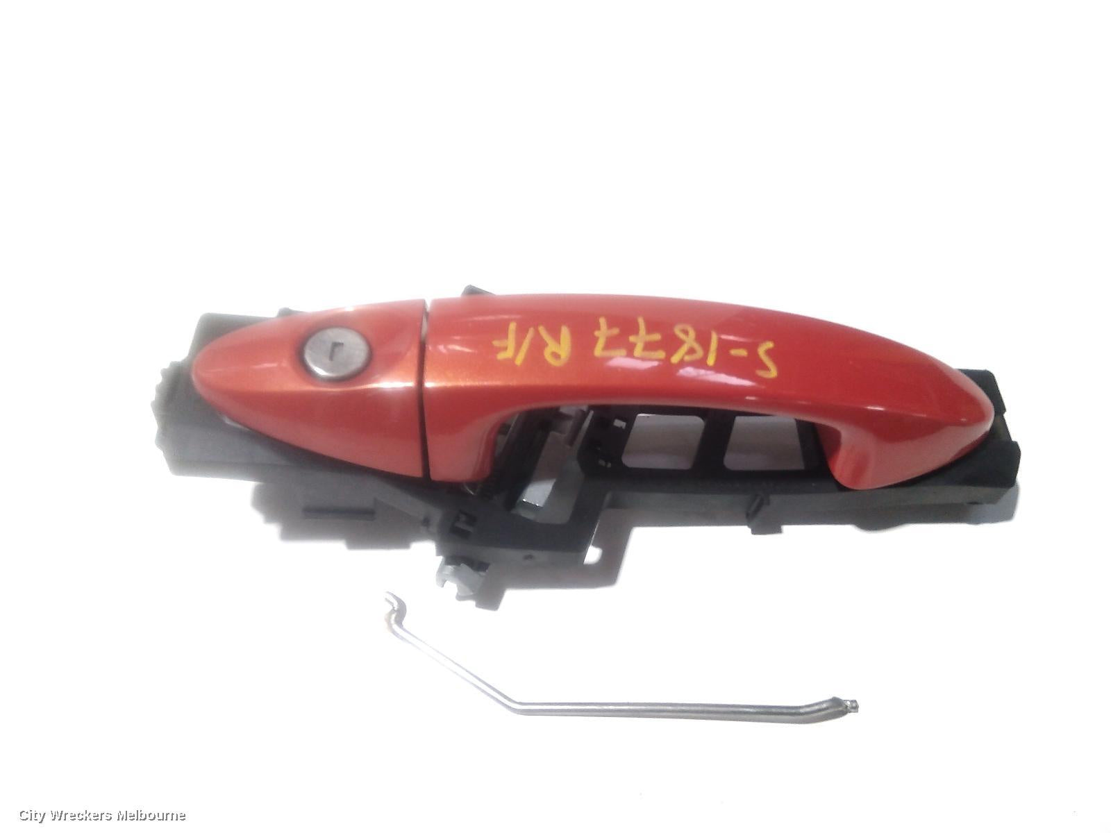 FORD FIESTA DOOR HANDLE, OUTER, RH FRONT, NON KEYLESS ENTRY TYPE, WS-WZ, 07/2008 - 12/2019 - Image 2