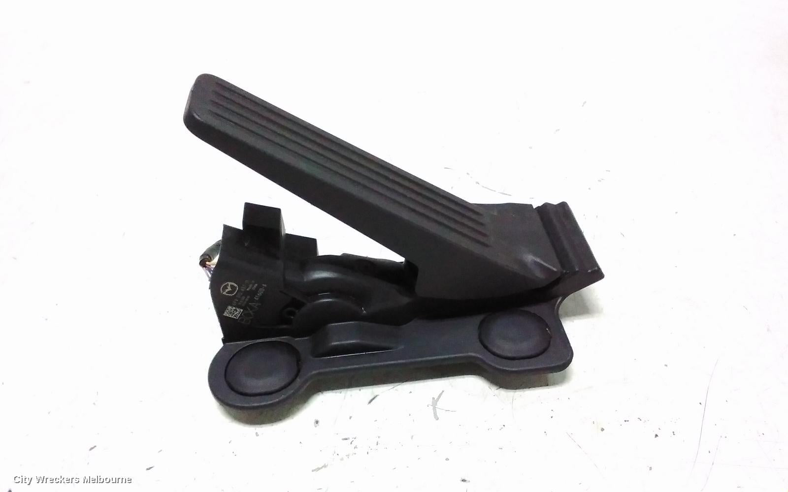 MAZDA CX30 PEDAL ASSEMBLY, DM, ACCELERATOR PEDAL, AUTO T/M, 10/2019 ONWARDS - Image 1