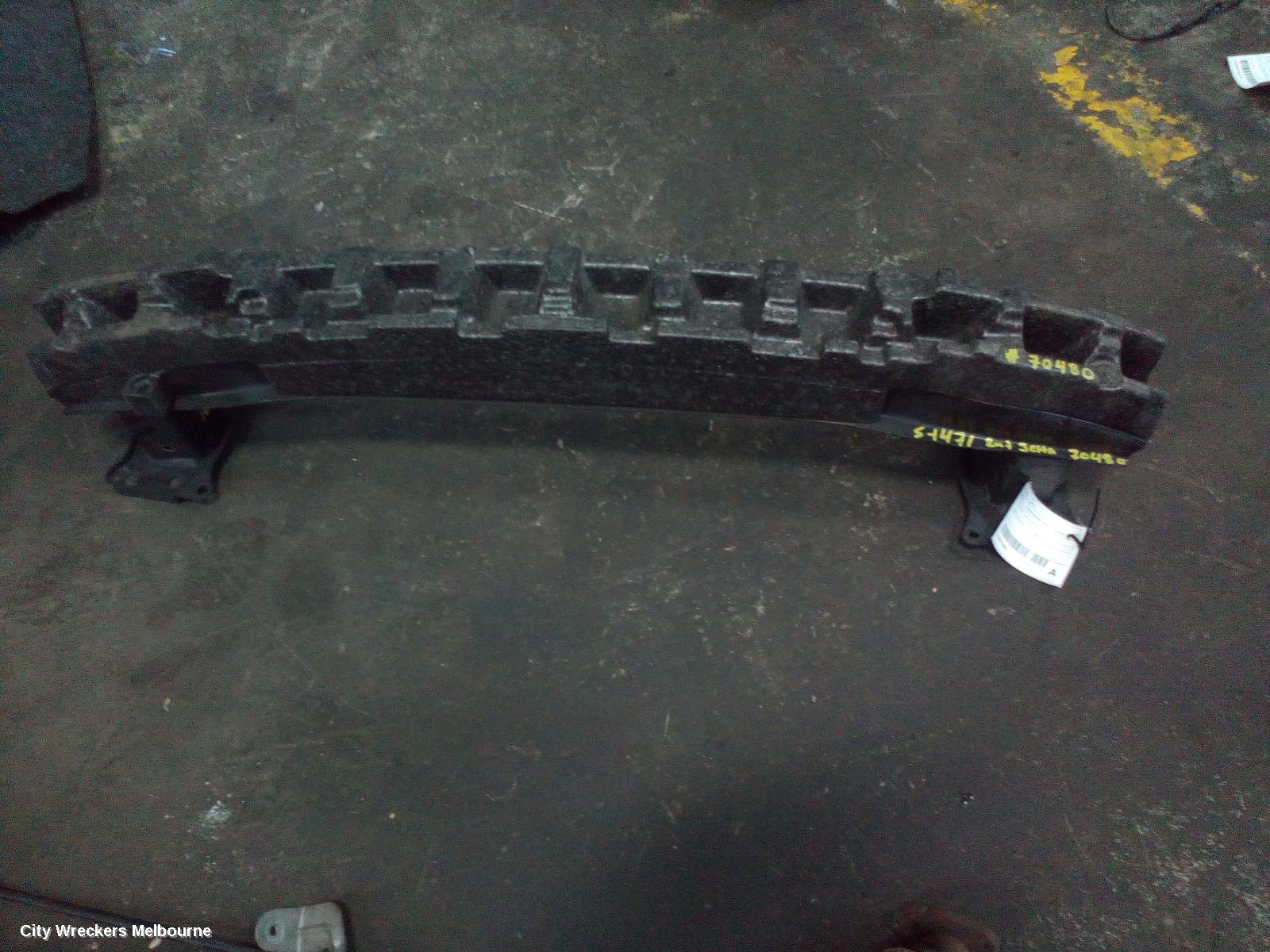 VOLKSWAGEN JETTA F/BAR REINFORC/BRACK, REINFORCEMENT, 1KM, 02/2006 - 07/2011 - Image 1