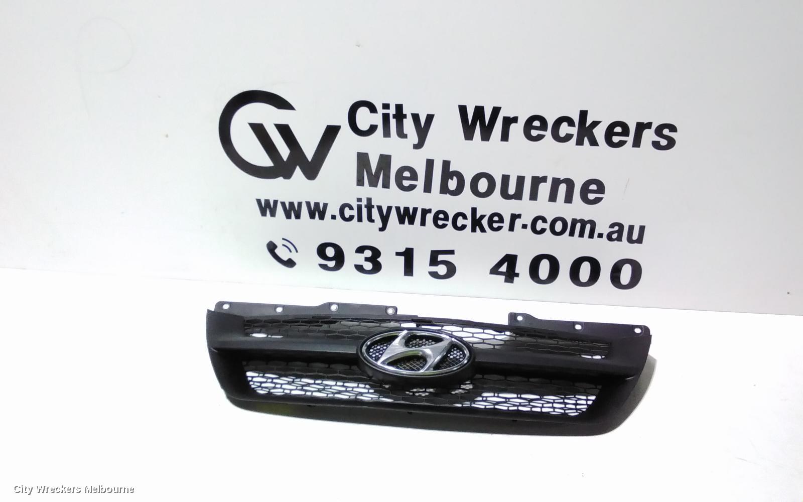 HYUNDAI SONATA GRILLE, RADIATOR GRILLE, NF, 06/2005 - 05/2008 - Image 1