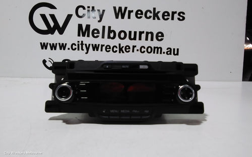 ALFA ROMEO GIULIETTA RADIO/CD/DVD/SAT/TV, HEAD UNIT, MP3, SINGLE DIN, 940 SERIES, 06/2011 ONWARDS - Image 2
