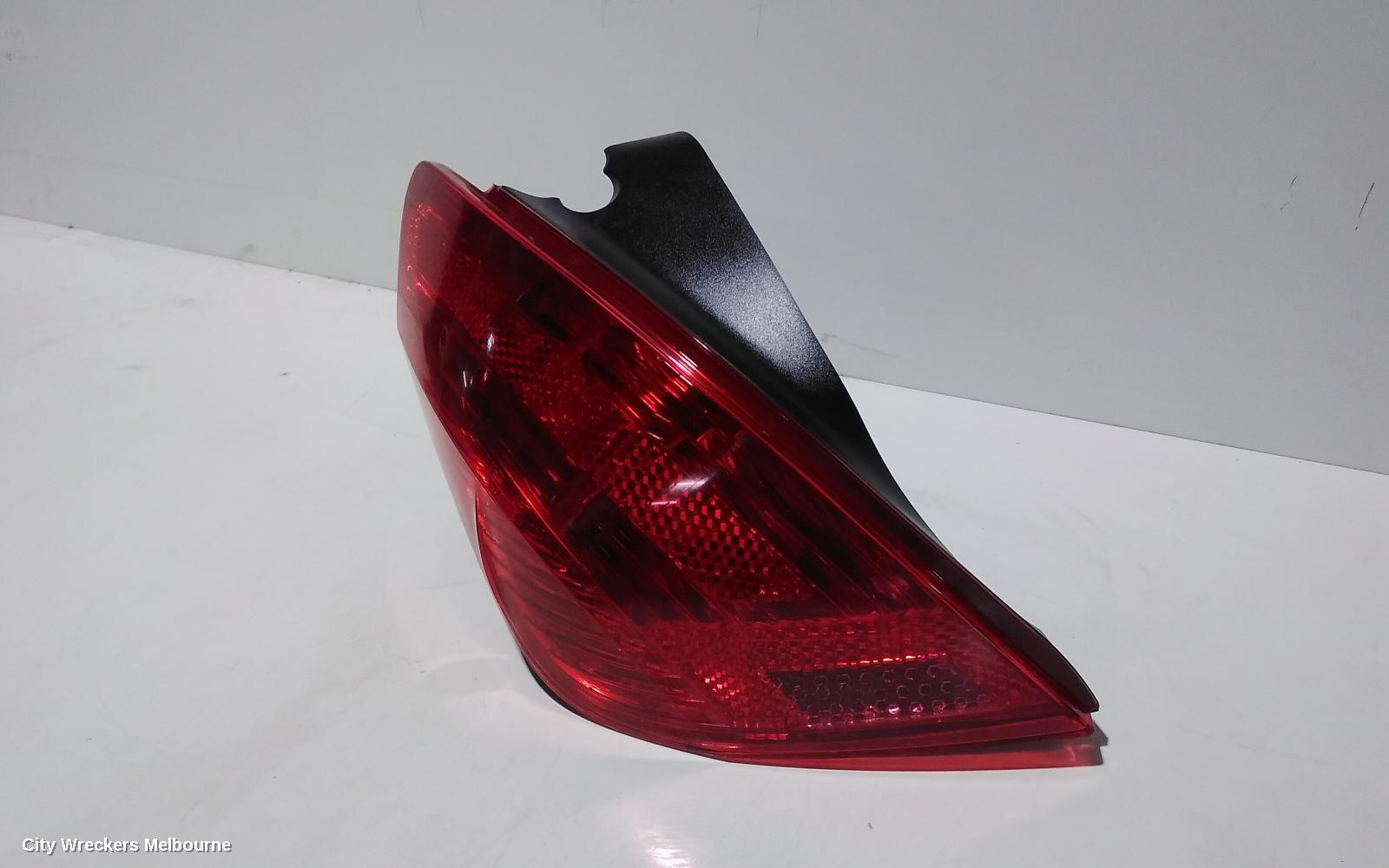 PEUGEOT 207 LEFT TAILLIGHT, HATCH, RED INDICATOR SECTION, A7, 04/2006 - 12/2012 - Image 2