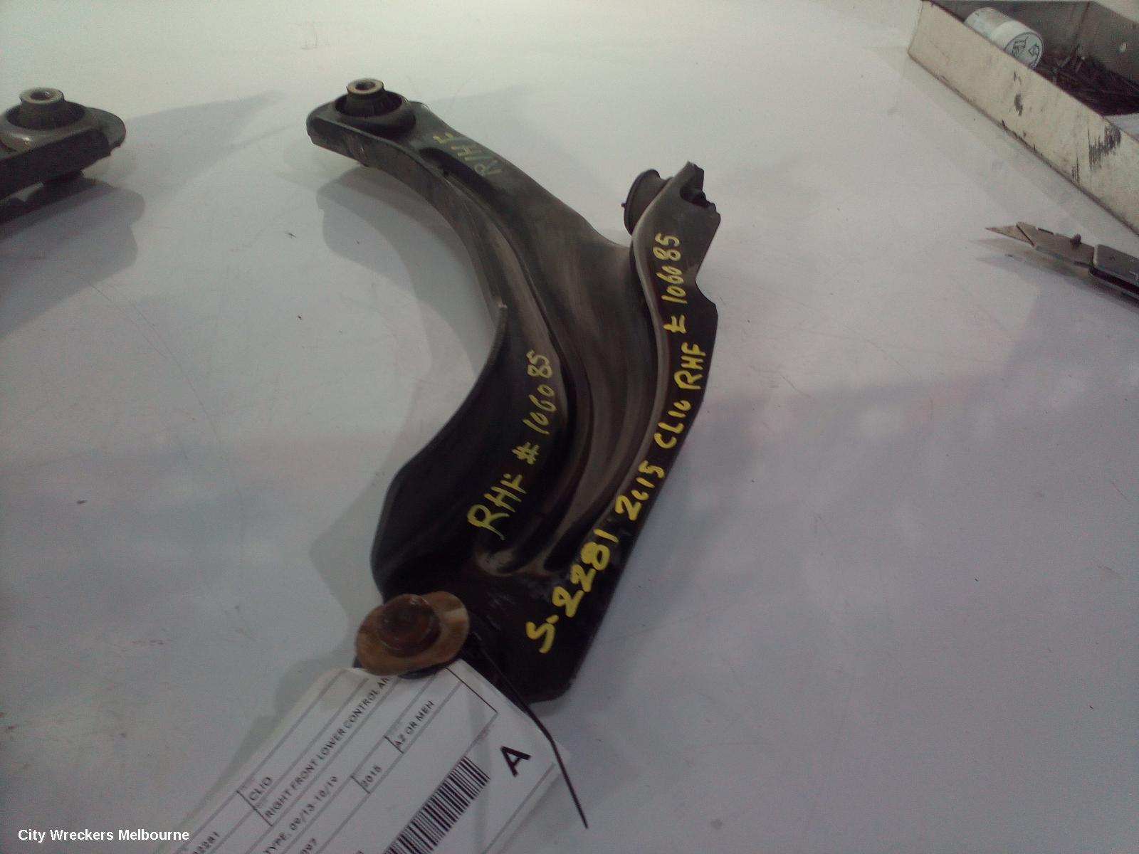 RENAULT CLIO RIGHT FRONT LOWER CONTROL ARM, X98, NON RS TYPE, 09/2013 - 10/2019 - Image 2