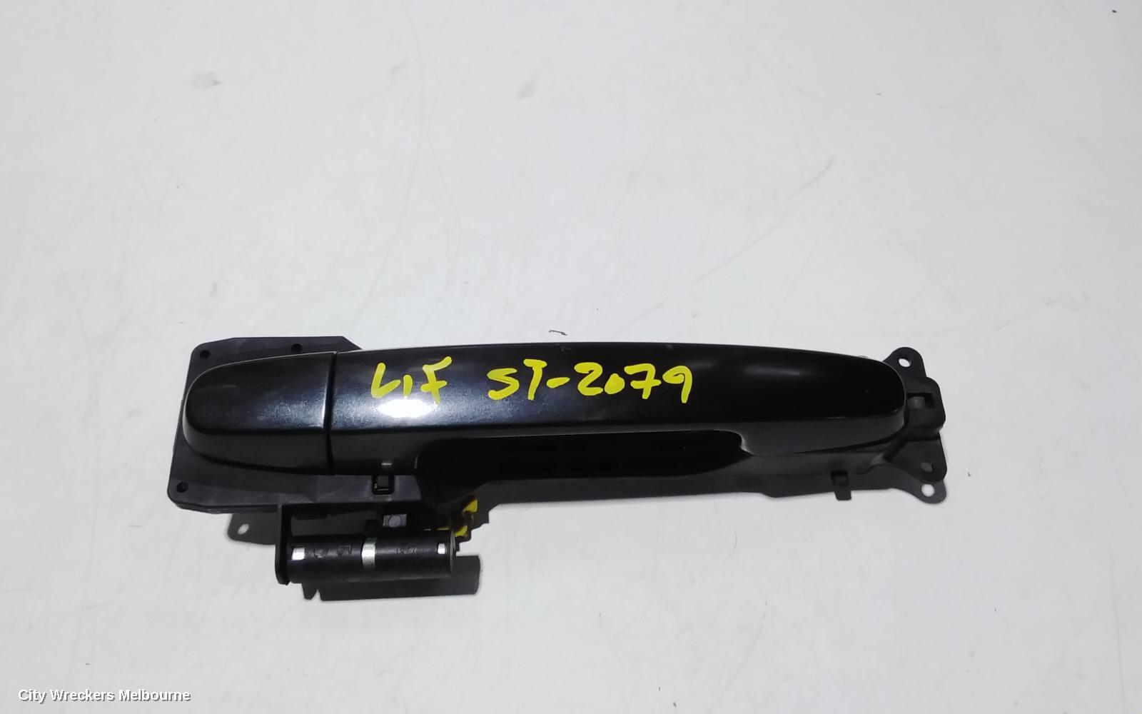 TOYOTA COROLLA DOOR HANDLE, OUTER, LH FRONT, ZZE122, 12/2001 - 06/2007 - Image 2