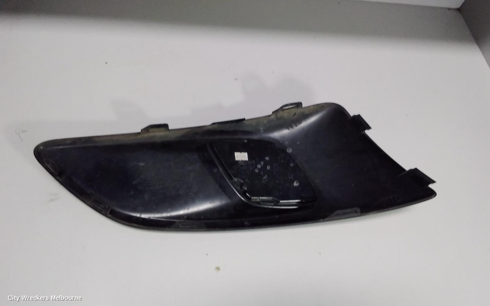 HOLDEN BARINA LEFT INDICATOR/FOG/SIDE, BUMPER FOGLAMP, TM, CDX, 11/2011 - 08/2016 - Image 2