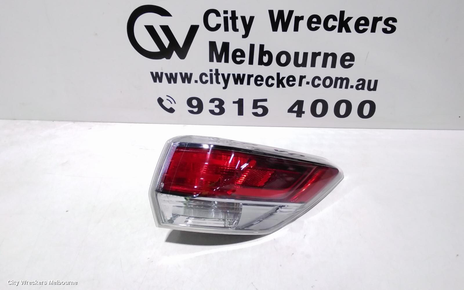 TOYOTA KLUGER RIGHT TAILLIGHT, GSU50/GSU55, 03/2014 - 10/2016 - Image 1